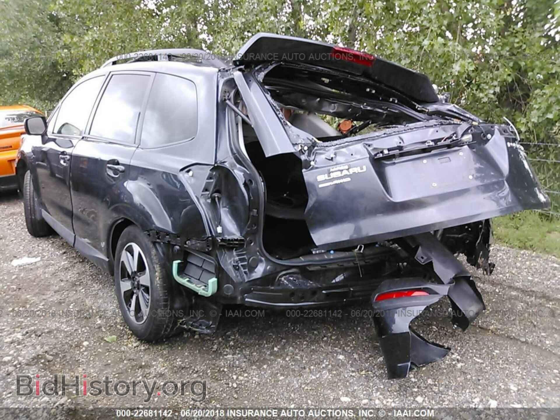 2017 Subaru Forester - VIN: JF2SJAEC7HH541415 - Фото 3