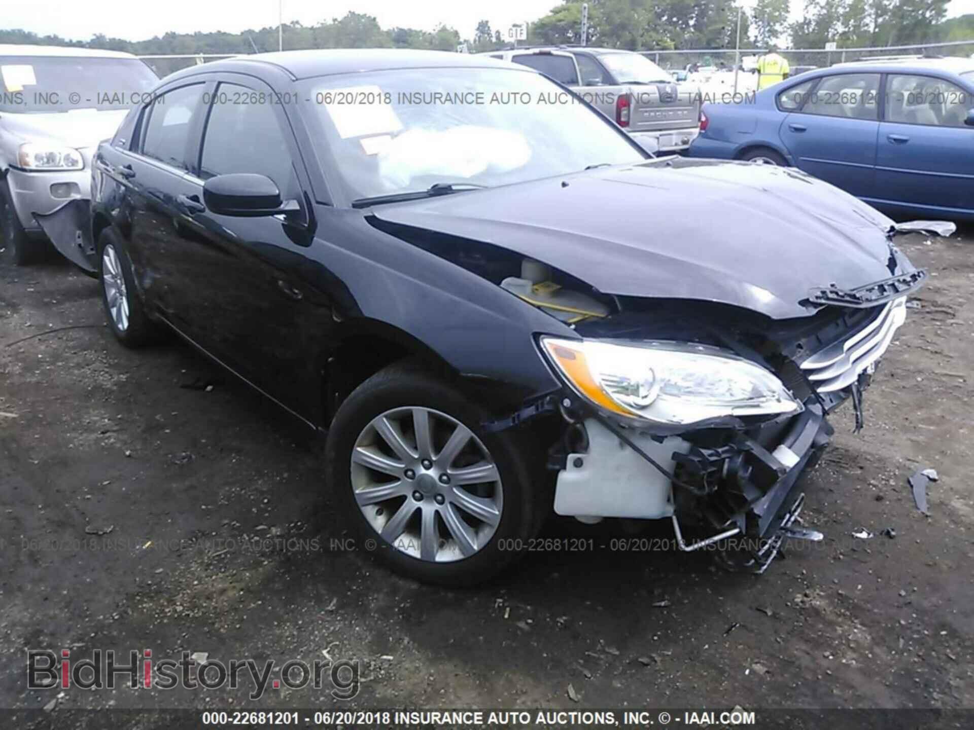 Фотография 1C3CCBBB6DN653153 - Chrysler 200 2013