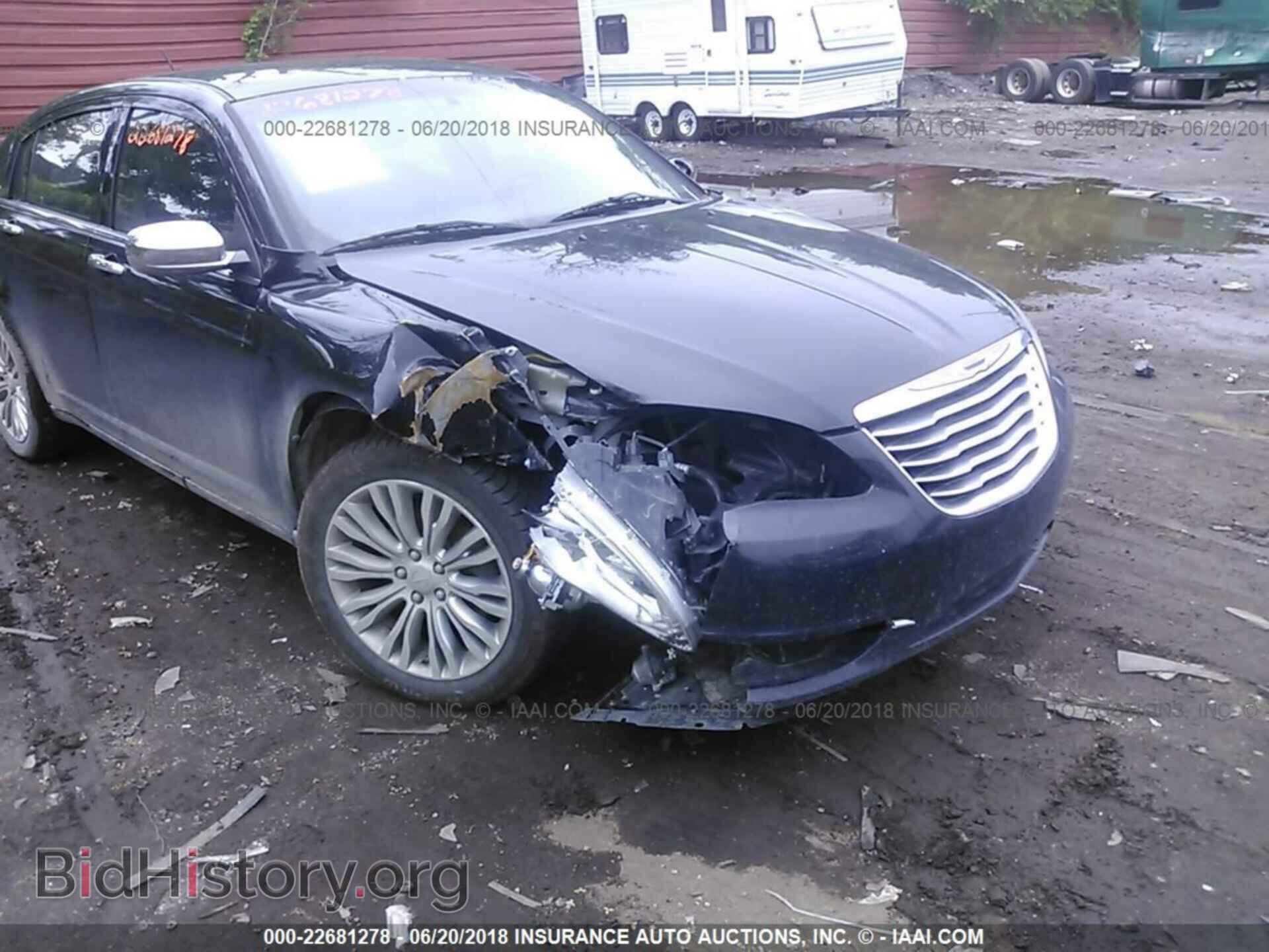 2011 Chrysler 200 - VIN: 1C3BC2FB4BN598236 - Фото 6