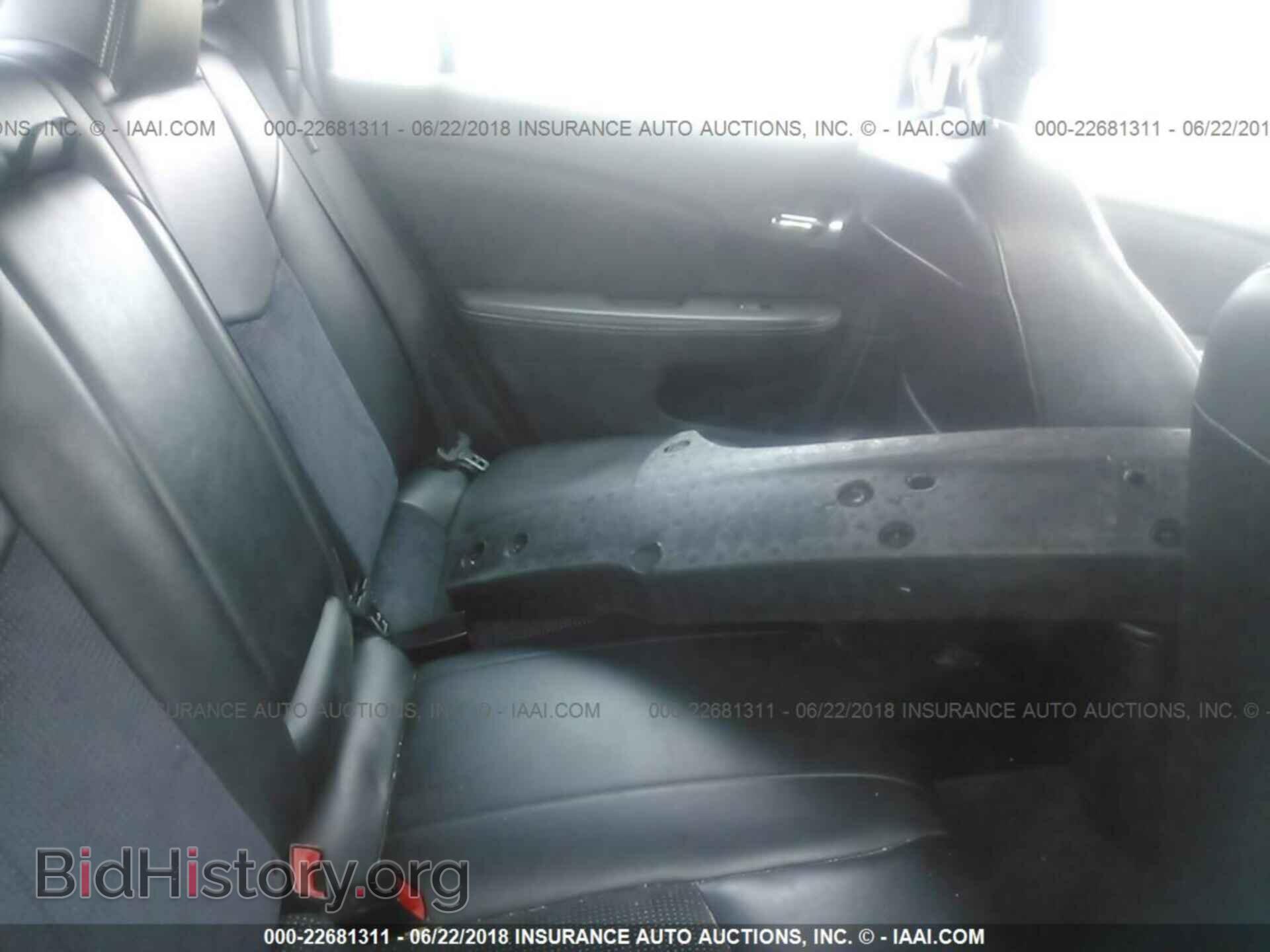 2013 Chrysler 200 - VIN: 1C3CCBCG3DN585565 - Photo 8