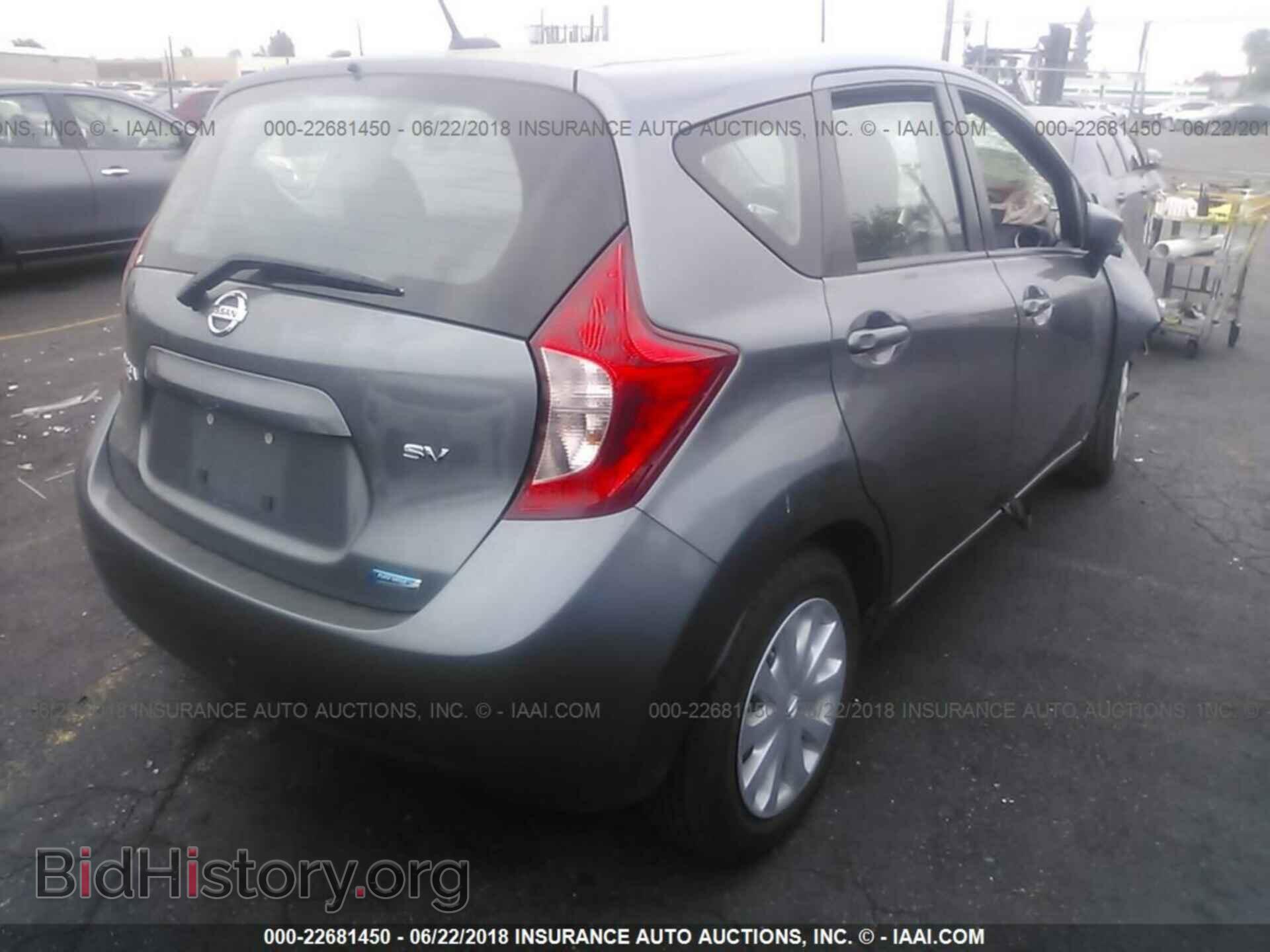 2016 Nissan Versa note - VIN: 3N1CE2CP0GL403477 - Фото 4