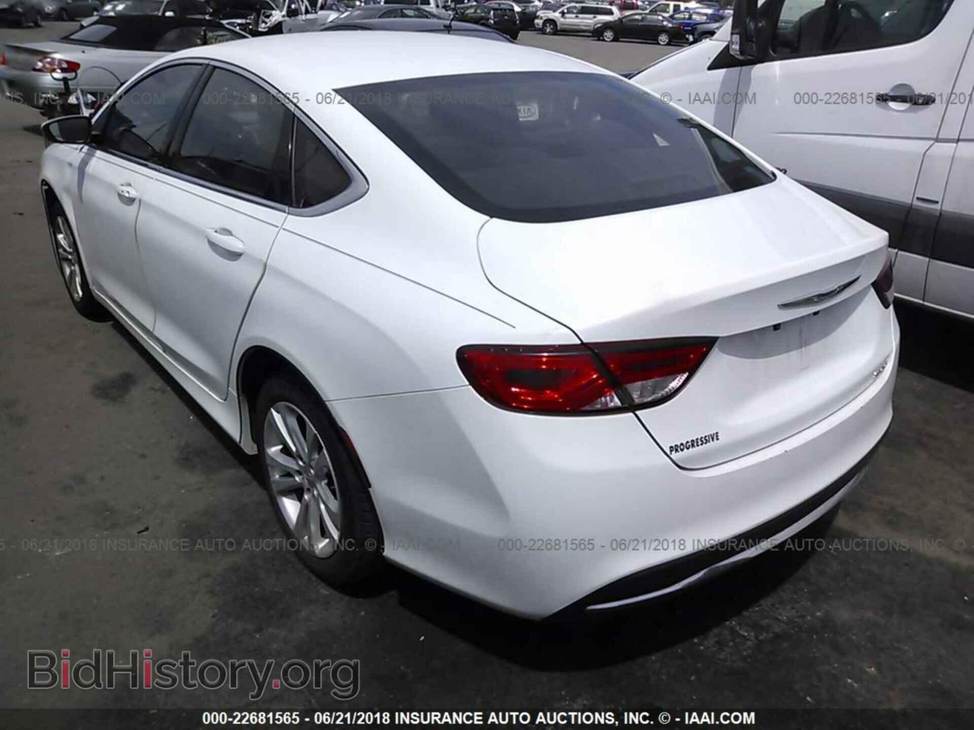 2015 Chrysler 200 - VIN: 1C3CCCAB7FN564766 - Photo 3