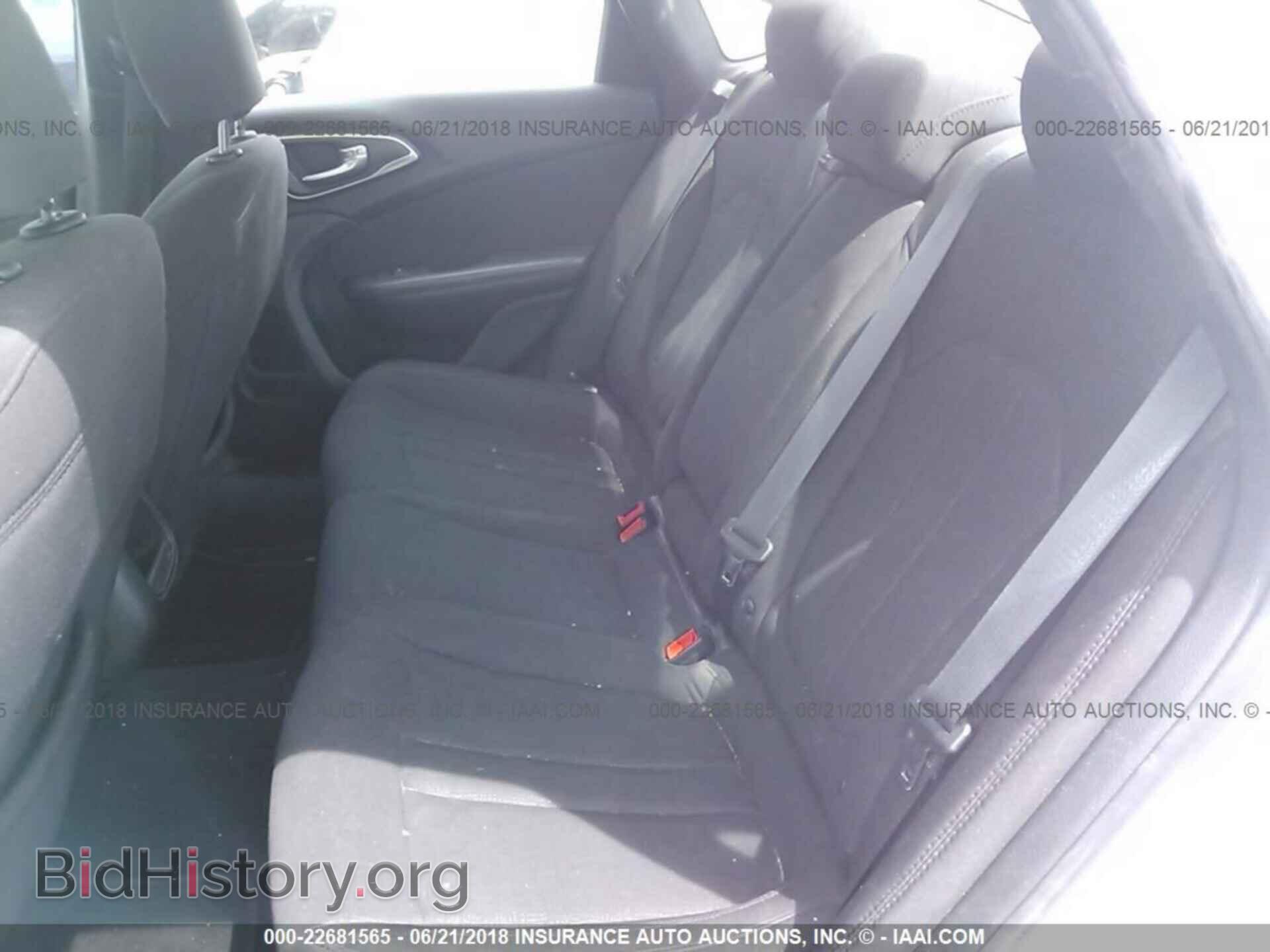 2015 Chrysler 200 - VIN: 1C3CCCAB7FN564766 - Photo 8