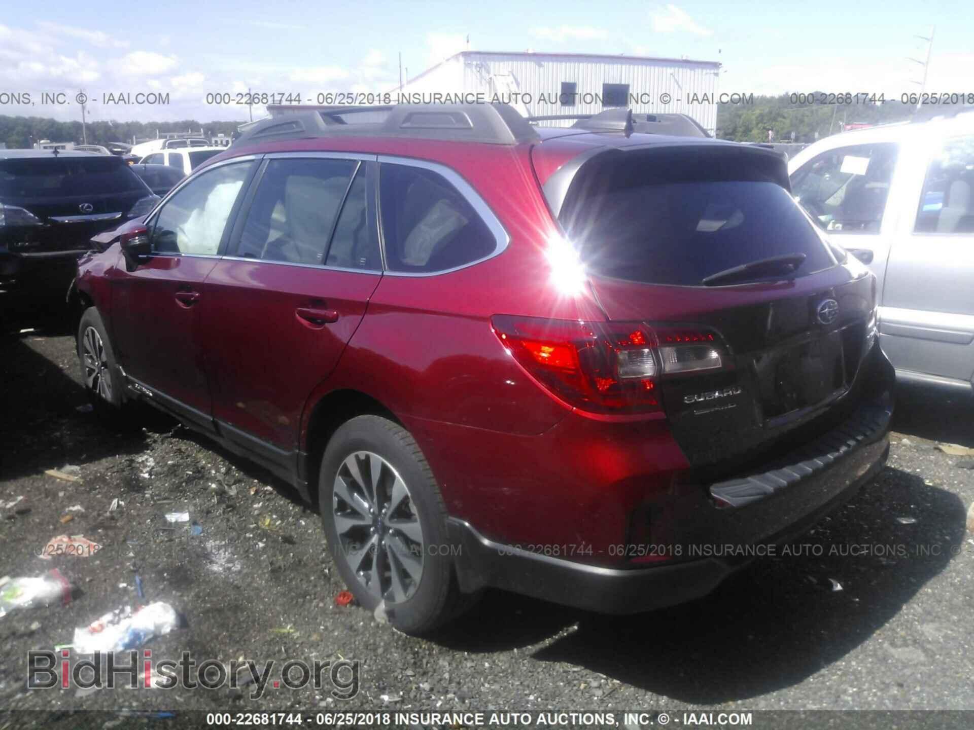 2016 Subaru Outback - VIN: 4S4BSANC8G3360469 - Photo 3