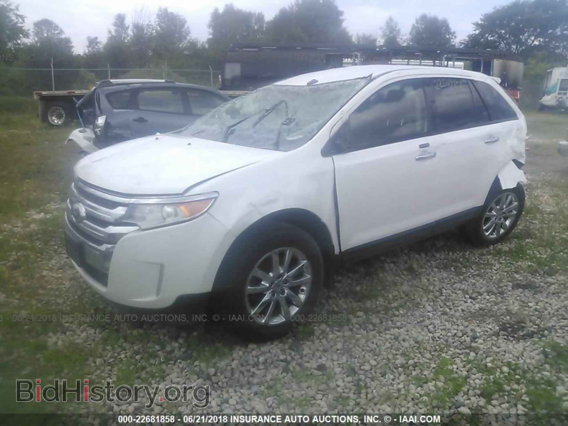 2011 Ford Edge - VIN: 2FMDK3JC1BBB17587 - Фото 2