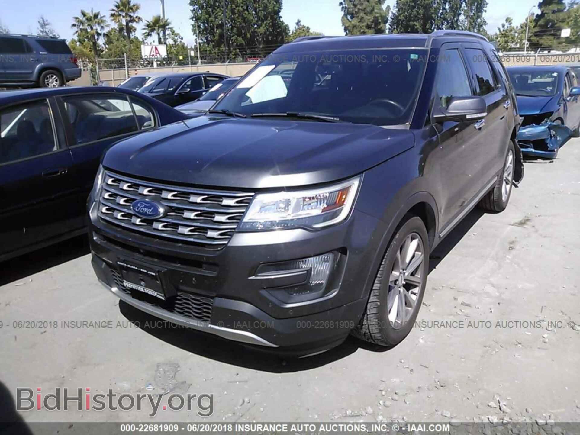 2016 Ford Explorer - VIN: 1FM5K8F85GGA20091 - Фото 2