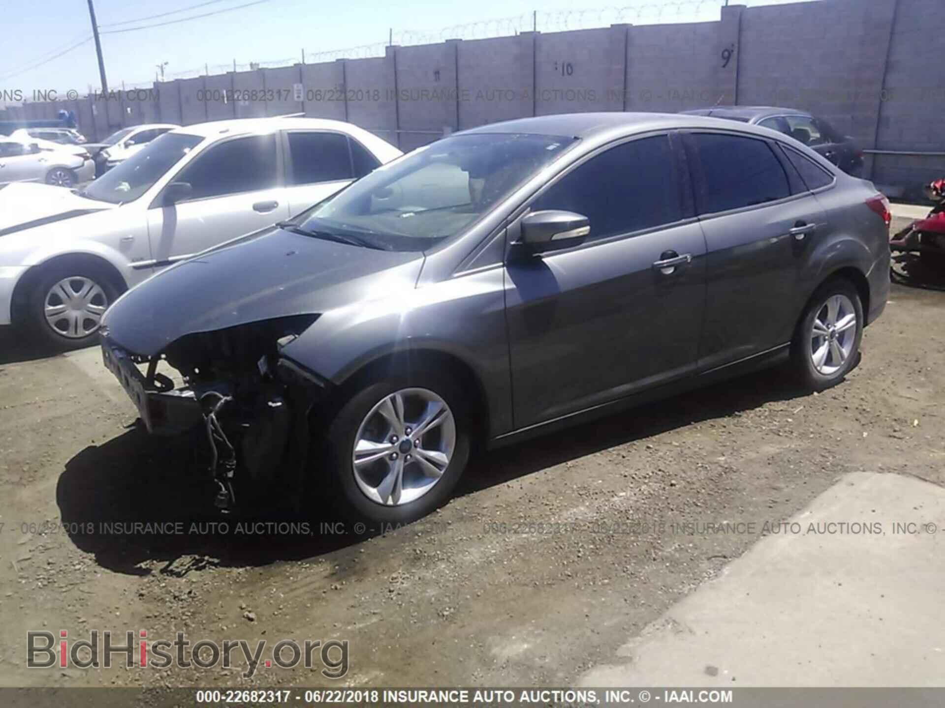 2013 Ford Focus - VIN: 1FADP3F27DL301480 - Фото 2