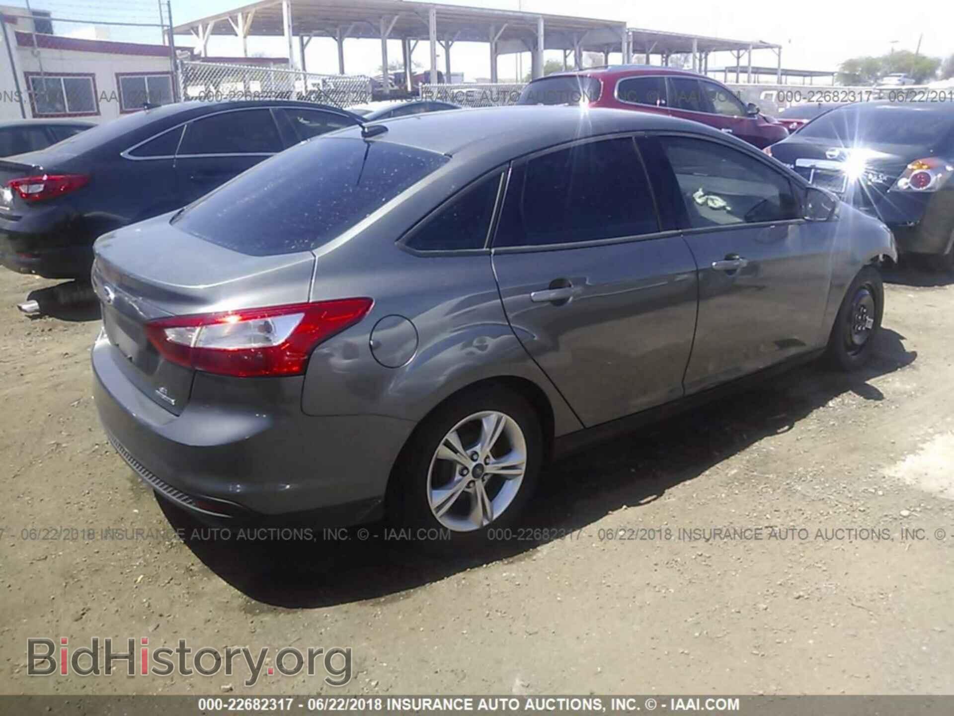 2013 Ford Focus - VIN: 1FADP3F27DL301480 - Фото 4