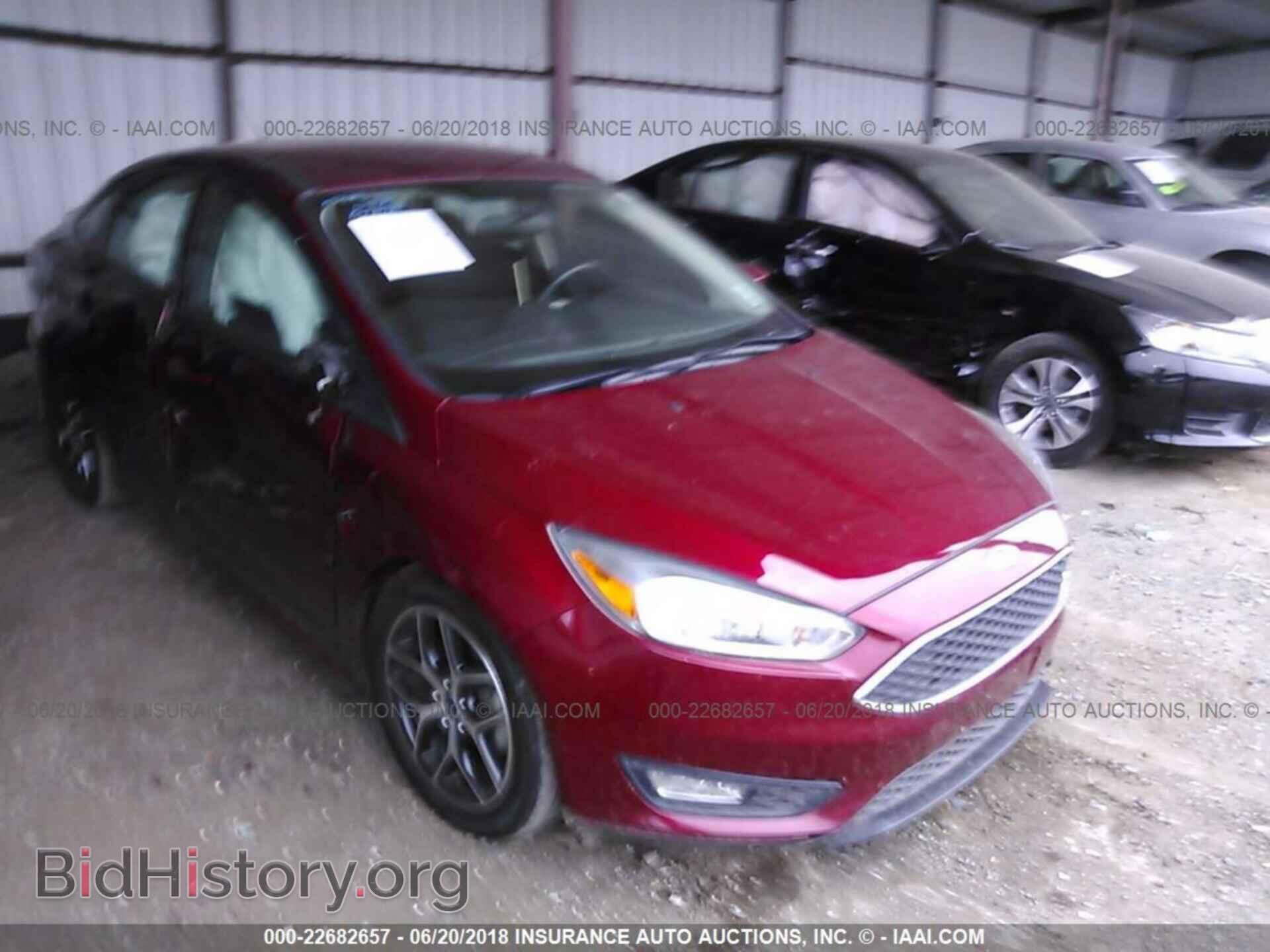 Photo 1FADP3F25FL215037 - Ford Focus 2015