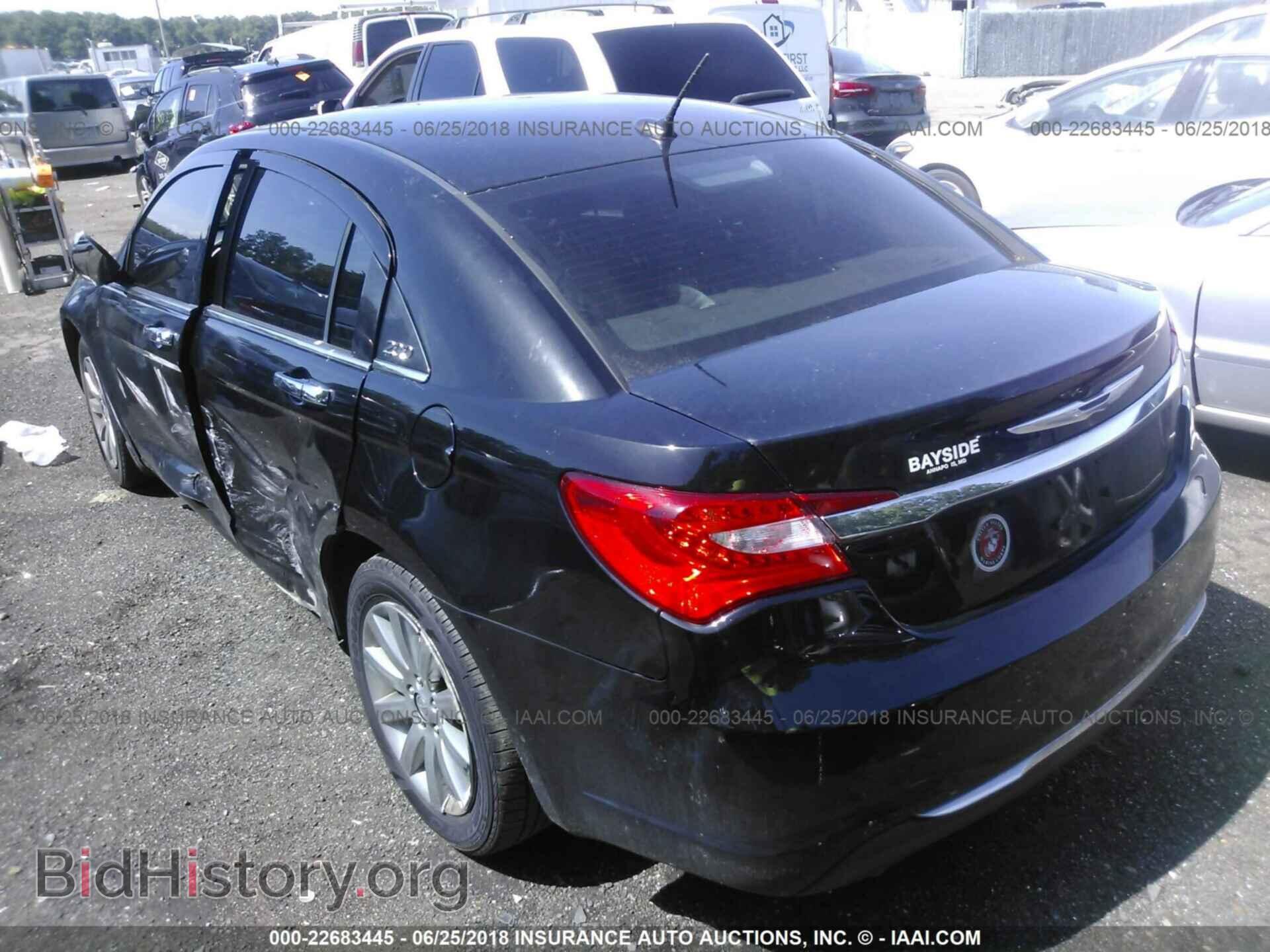 2011 Chrysler 200 - VIN: 1C3BC1FG5BN604681 - Фото 3