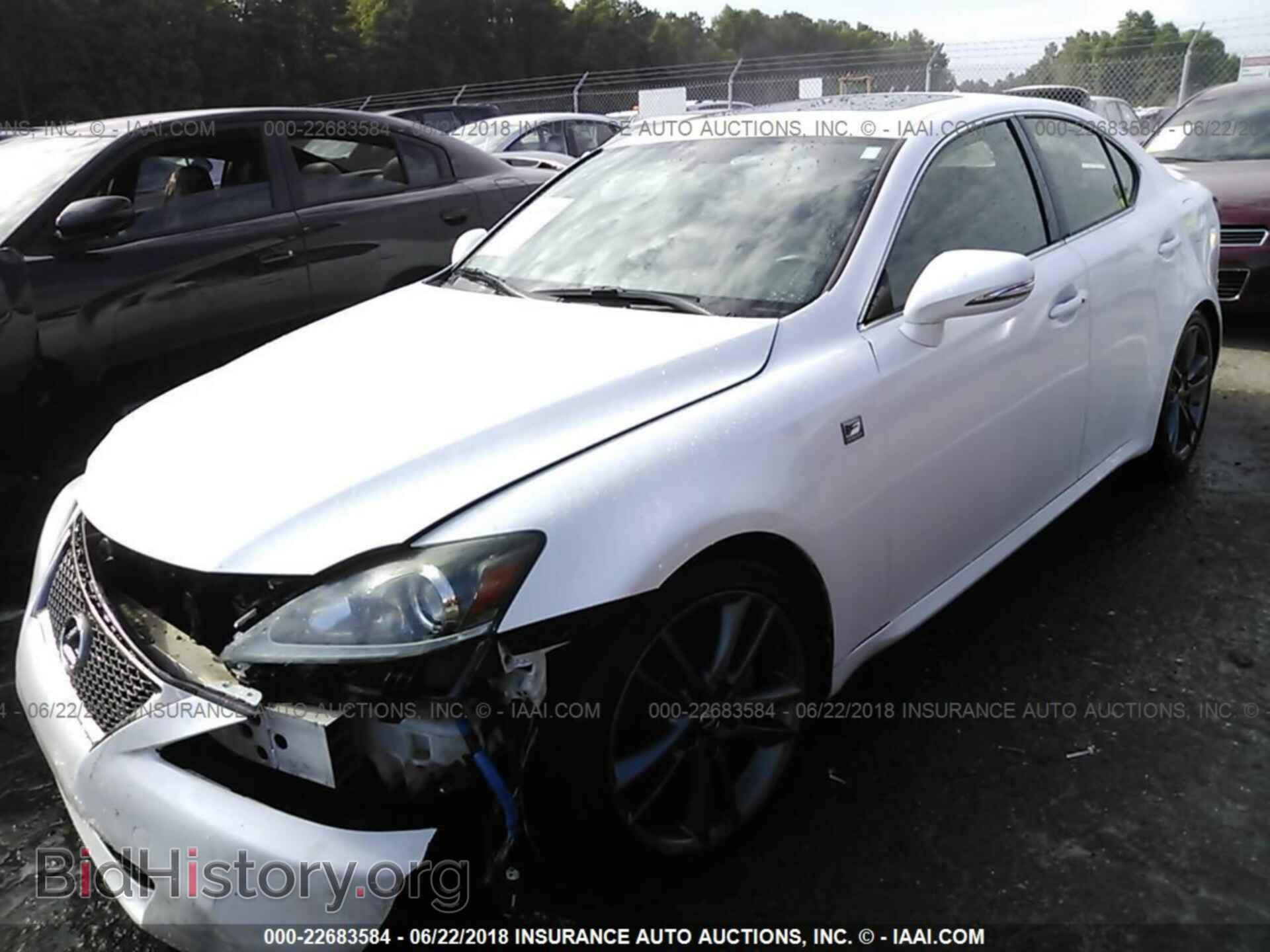 2013 Lexus Is - VIN: JTHBF5C2XD5190852 - Photo 2