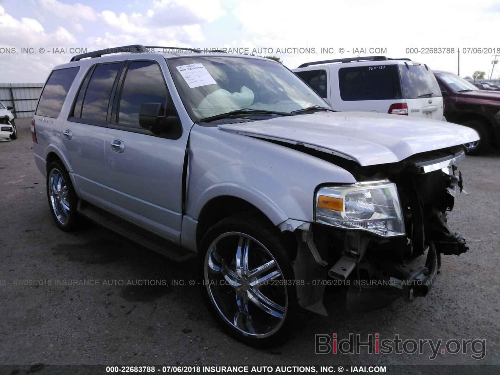 Photo 1FMJU1H59BEF36221 - Ford Expedition 2011