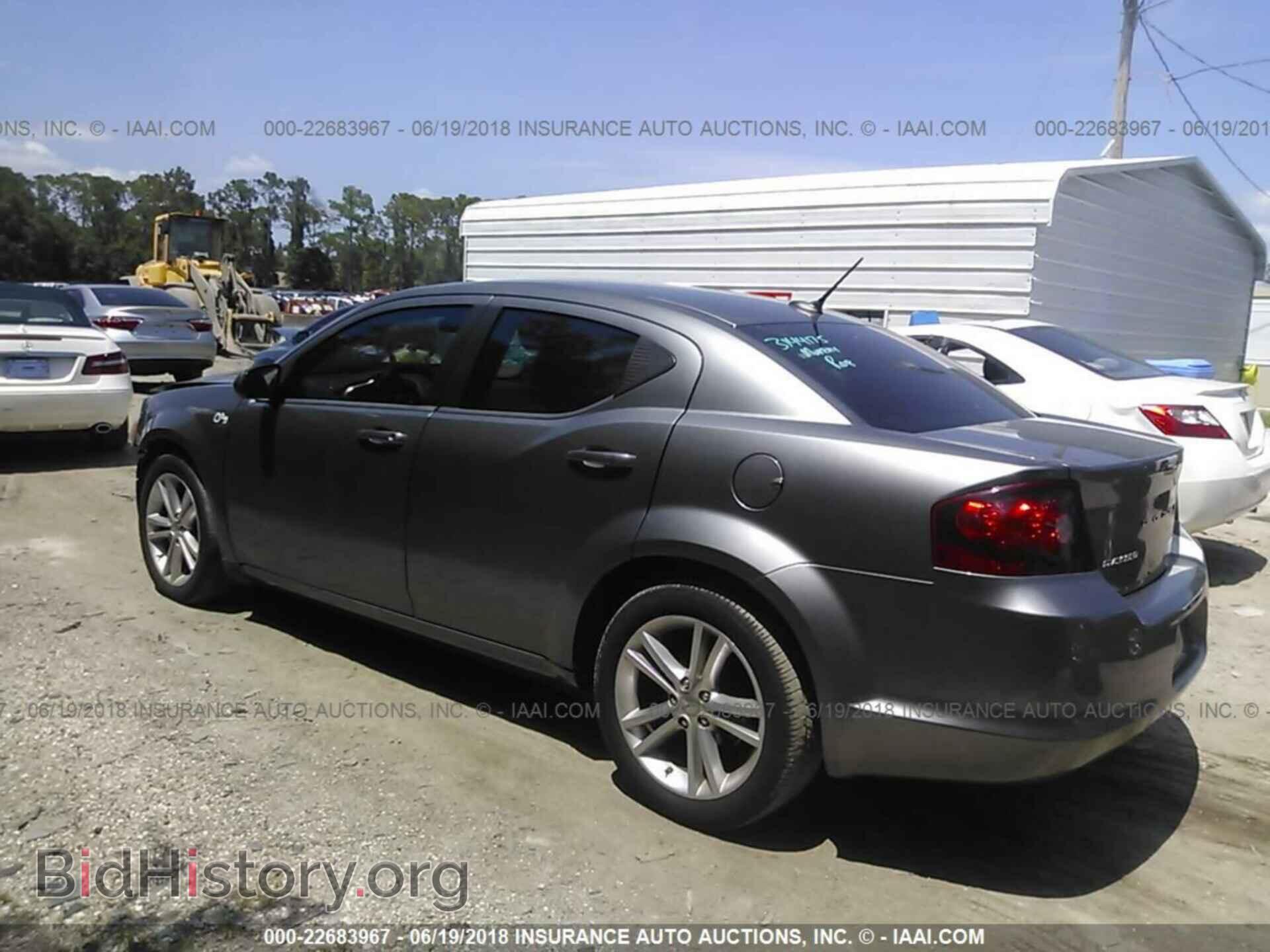 2013 Dodge Avenger - VIN: 1C3CDZCB7DN615712 - Фото 3