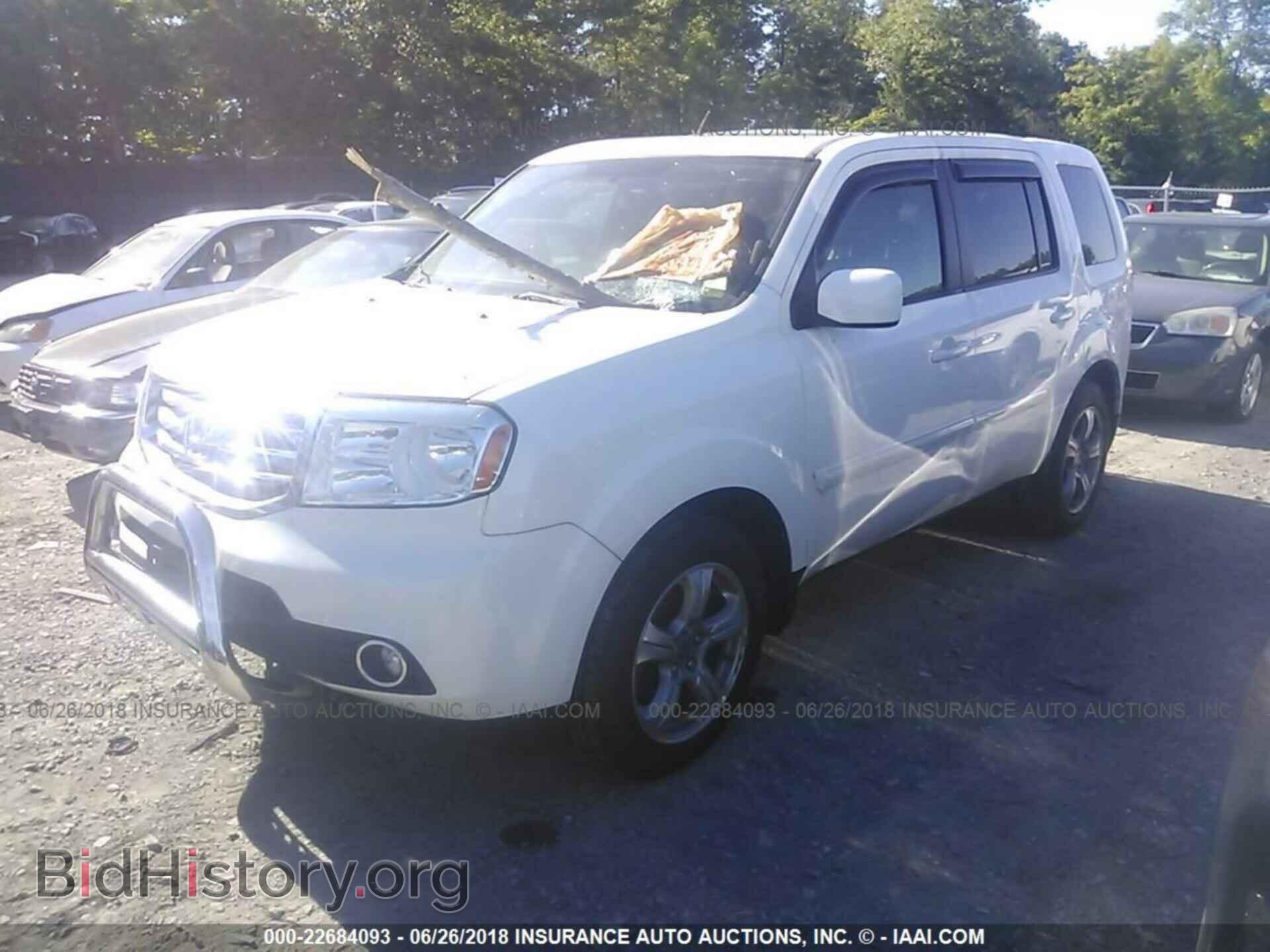 2015 Honda Pilot - VIN: 5FNYF4H78FB048754 - Фото 2