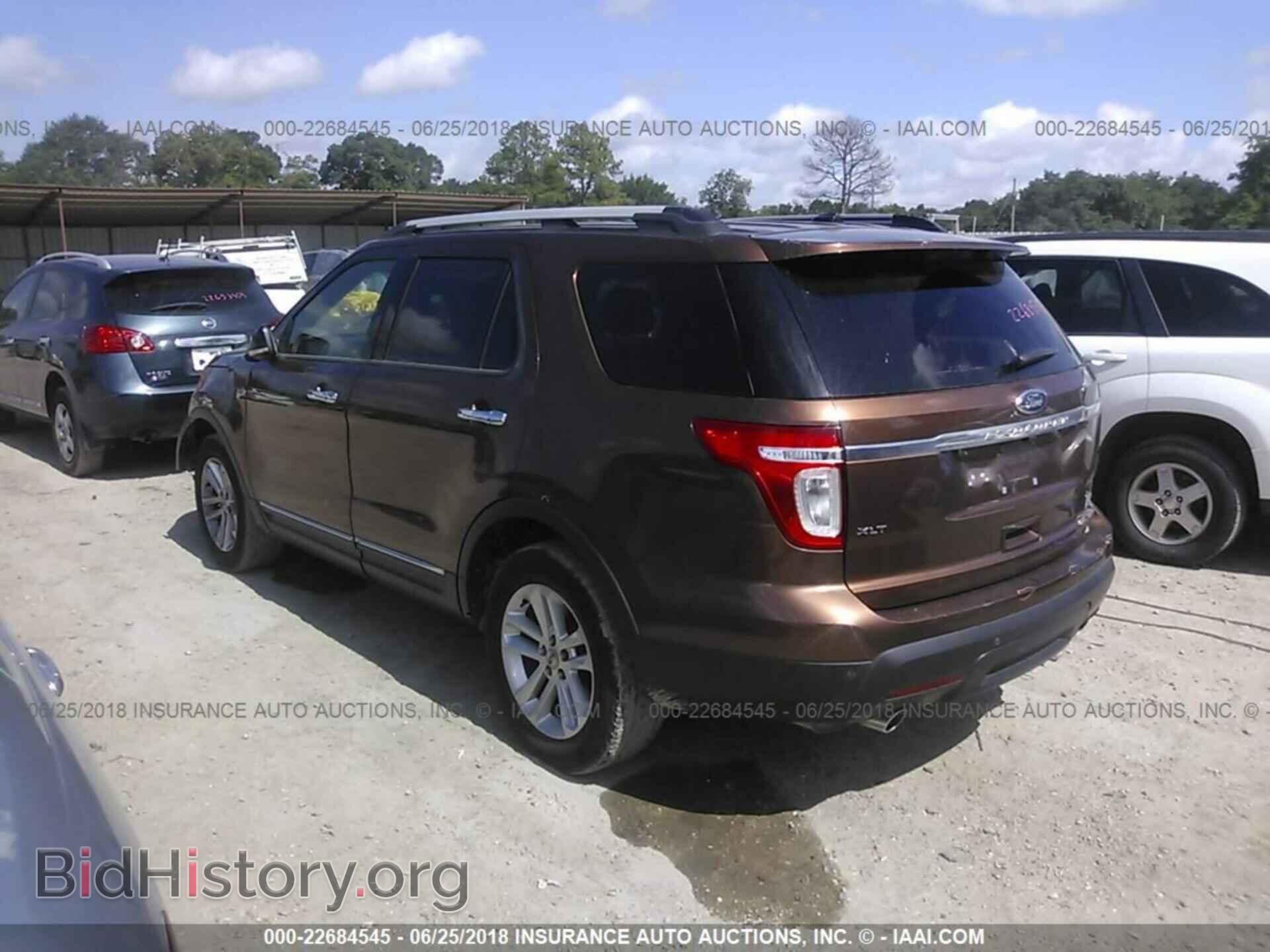 2011 Ford Explorer - VIN: 1FMHK7D81BGA19331 - Фото 3