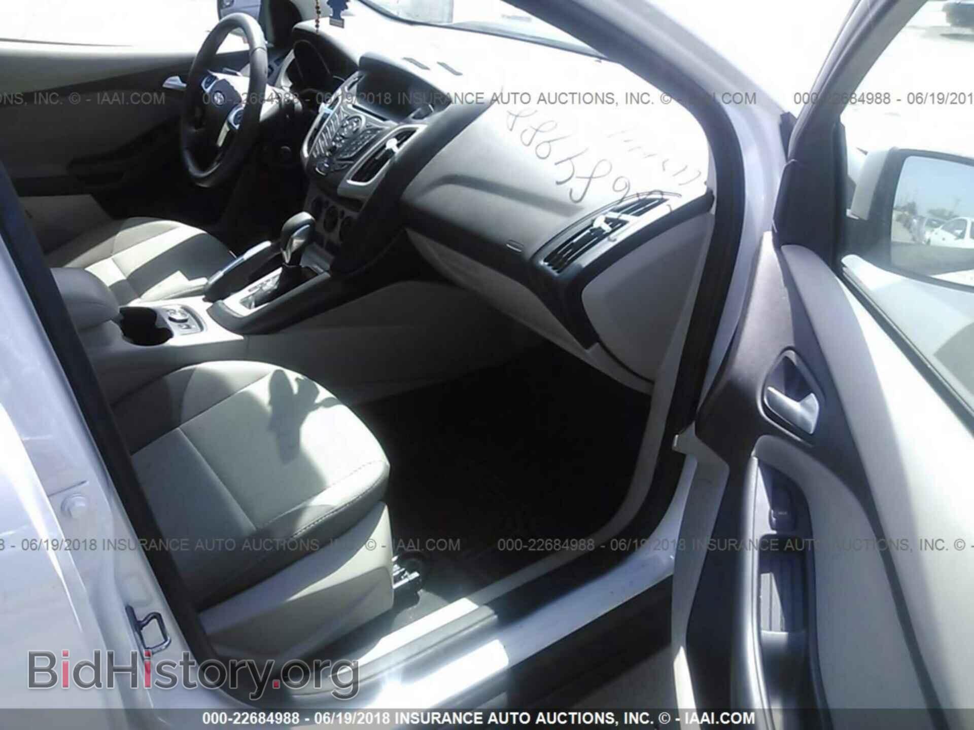 2013 Ford Focus - VIN: 1FADP3F21DL289018 - Photo 5