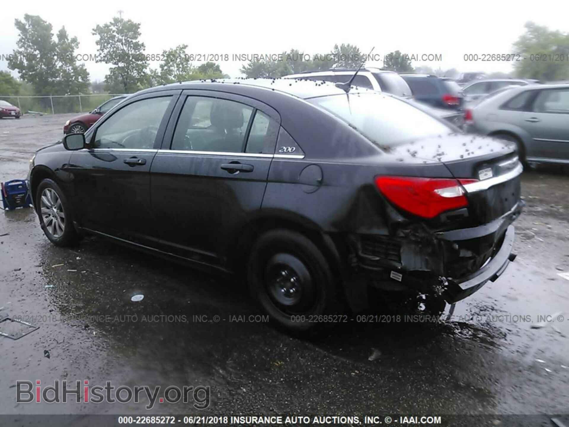 2011 CHRYSLER 200 - VIN: 1C3BC1FB3BN500470 - Photo 3
