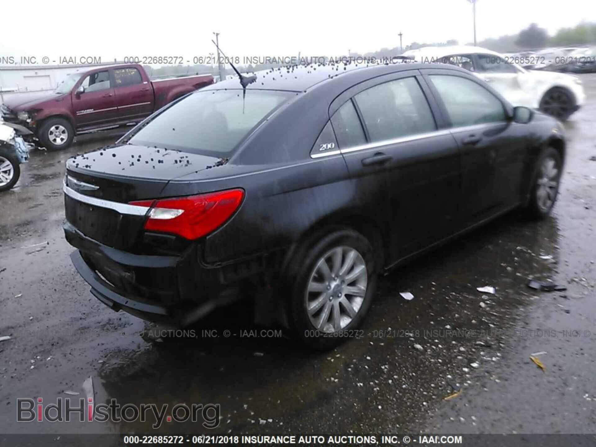 2011 CHRYSLER 200 - VIN: 1C3BC1FB3BN500470 - Photo 4