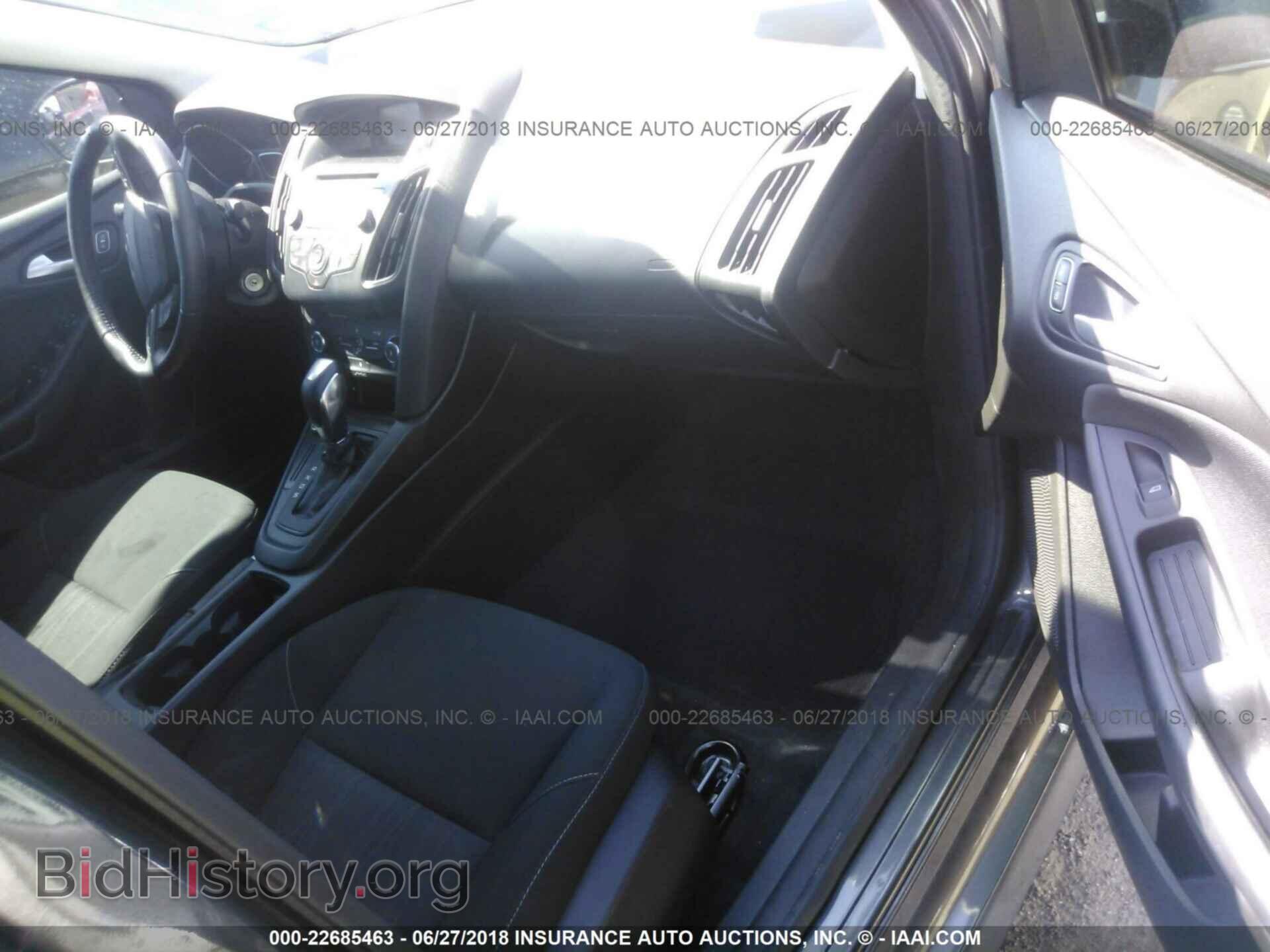 2016 Ford Focus - VIN: 1FADP3F20GL252563 - Фото 5