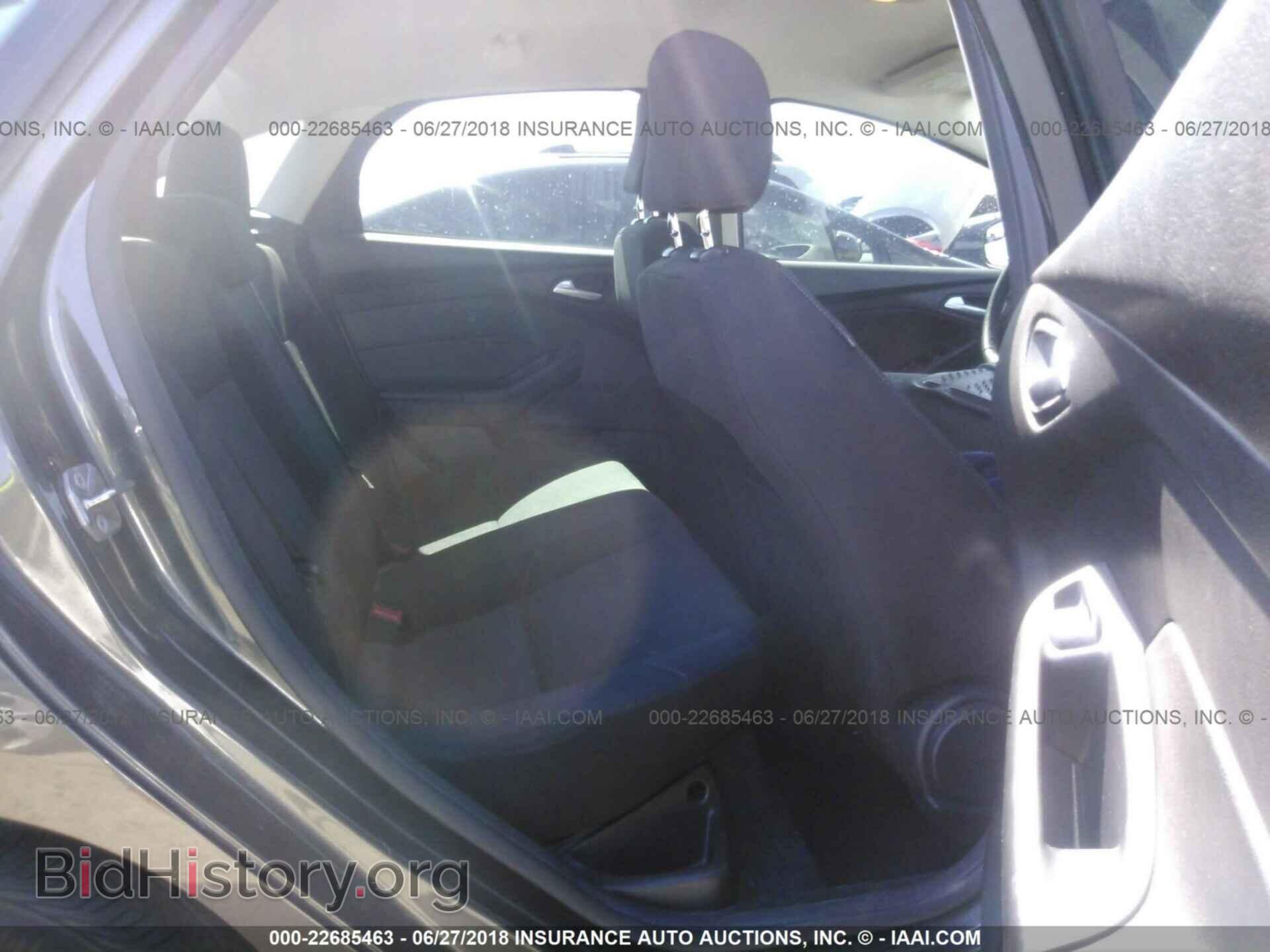 2016 Ford Focus - VIN: 1FADP3F20GL252563 - Фото 8