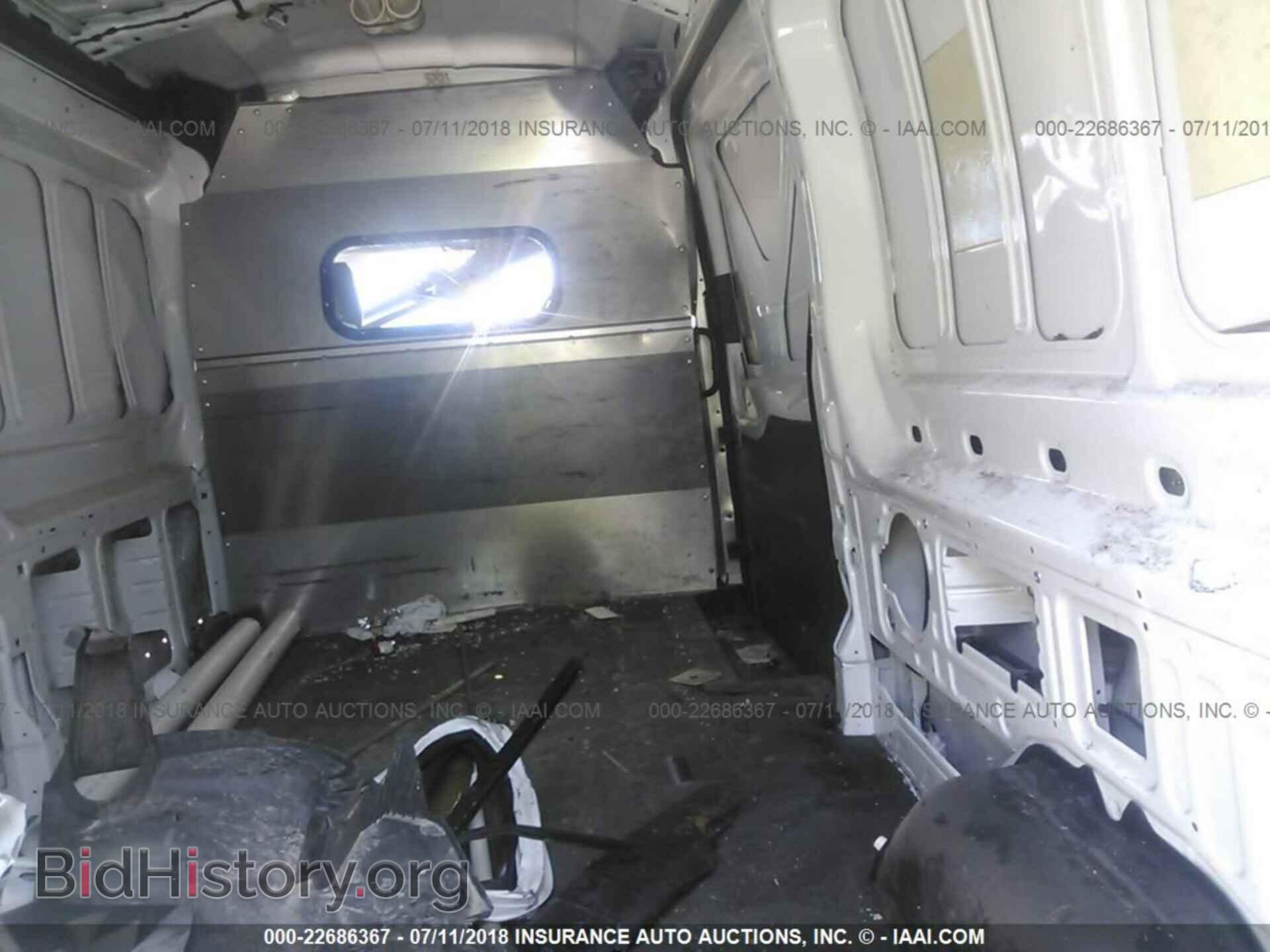 2015 Ford Transit - VIN: 1FTNR2CM8FKA40720 - Photo 8