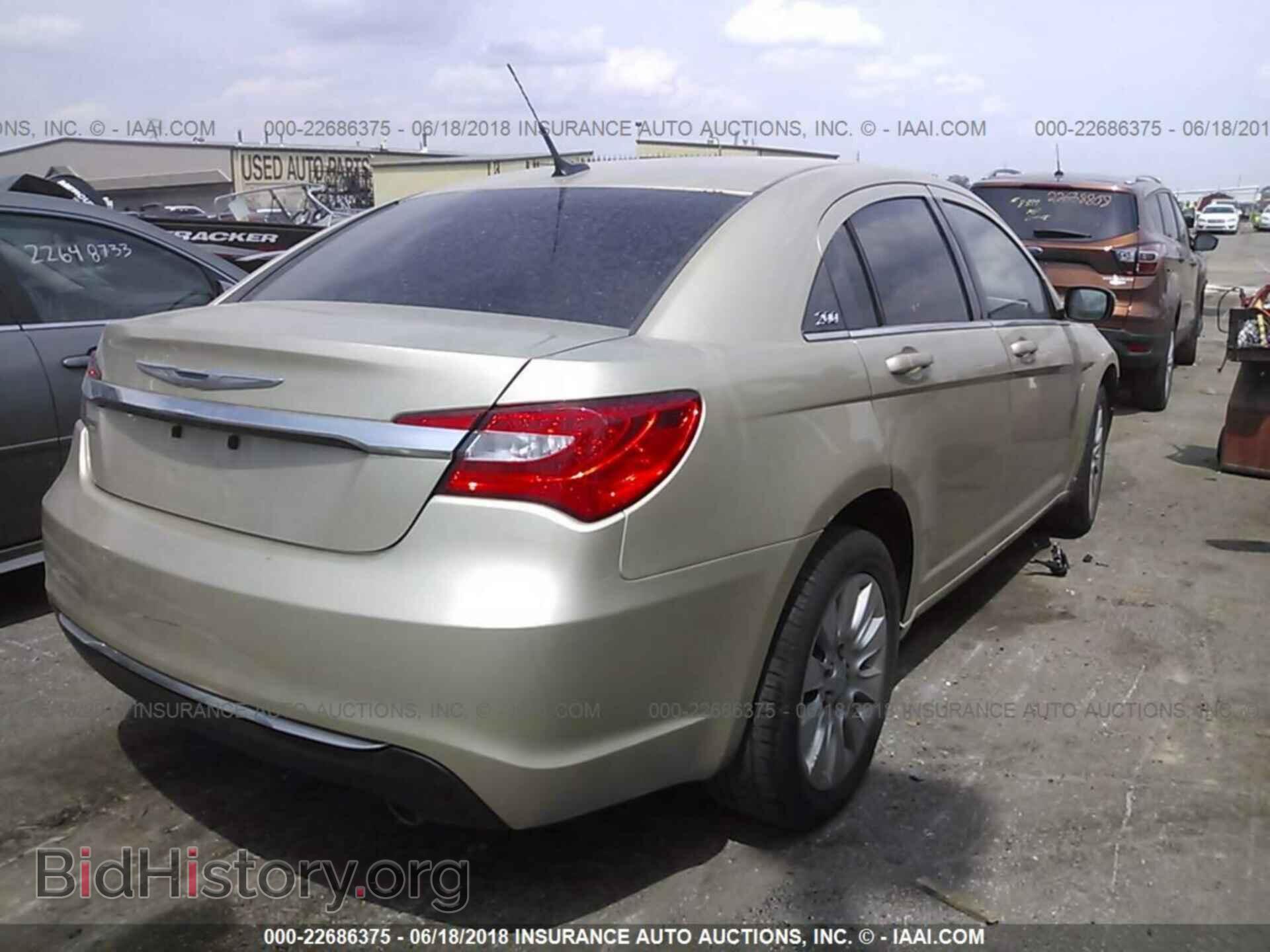 2011 Chrysler 200 - VIN: 1C3BC4FG1BN519824 - Фото 4