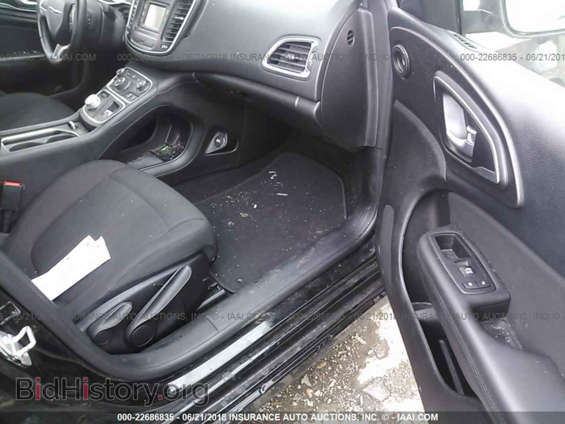 2016 Chrysler 200 - VIN: 1C3CCCAB8GN155158 - Фото 5