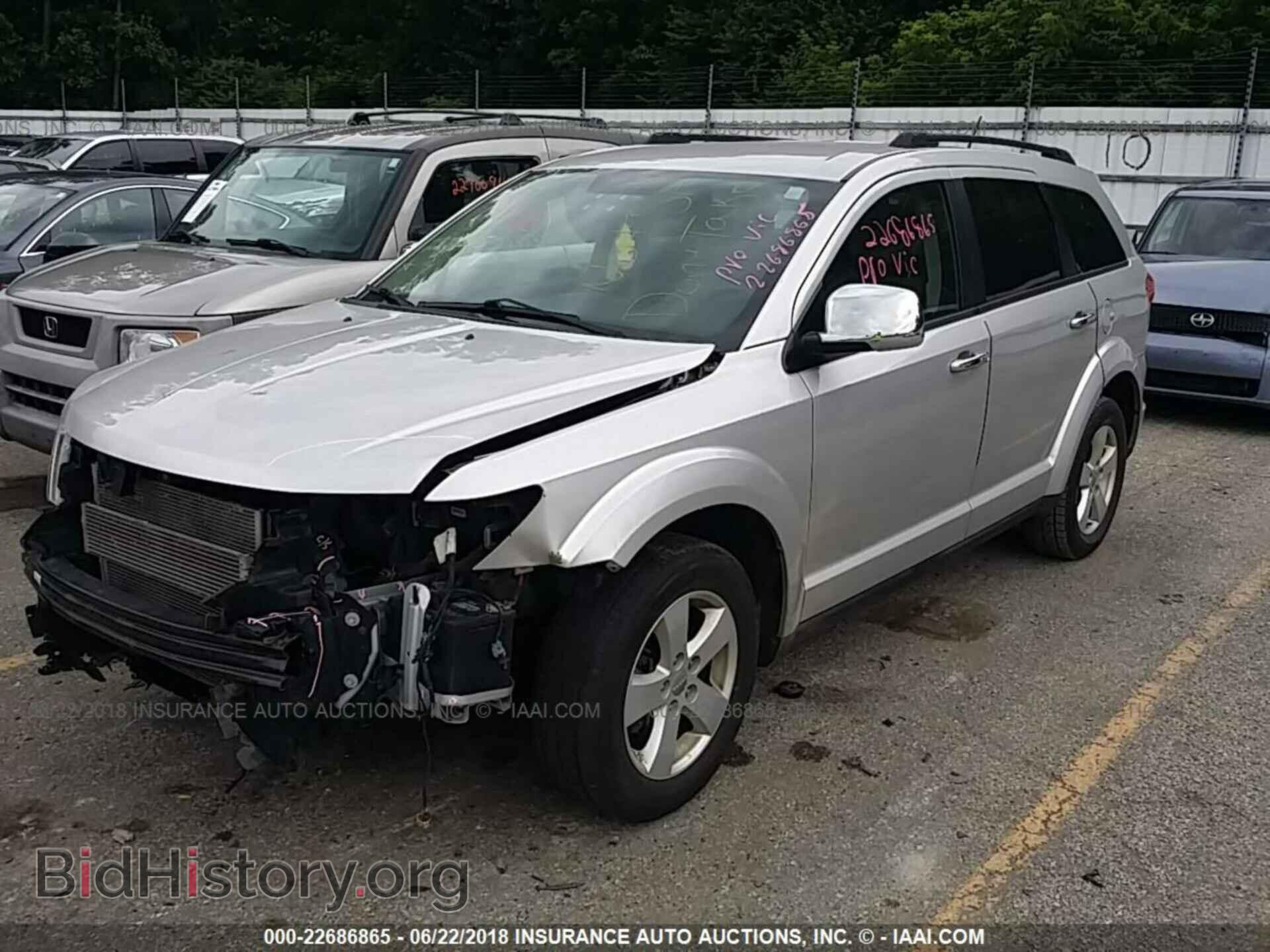 2012 Dodge Journey - VIN: 3C4PDCBGXCT289331 - Фото 2