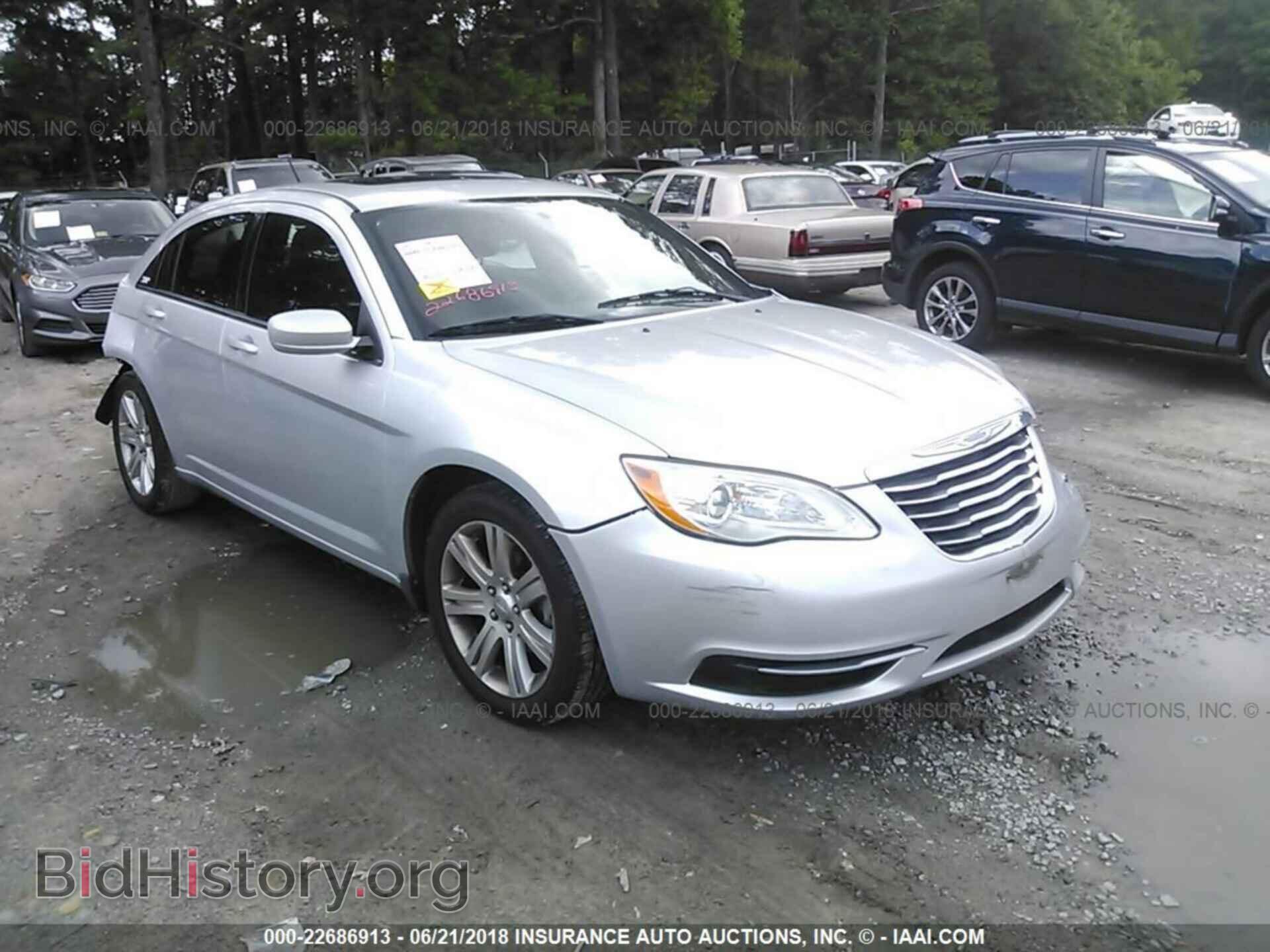 Фотография 1C3CCBBB1CN101882 - Chrysler 200 2012