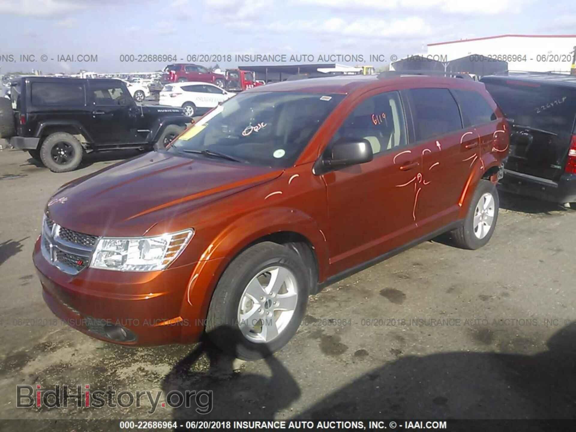 2014 Dodge Journey - VIN: 3C4PDCAB9ET141339 - Фото 2