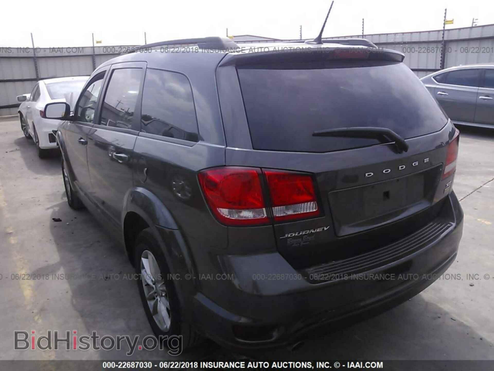 2015 Dodge Journey - VIN: 3C4PDCBG6FT556565 - Photo 3