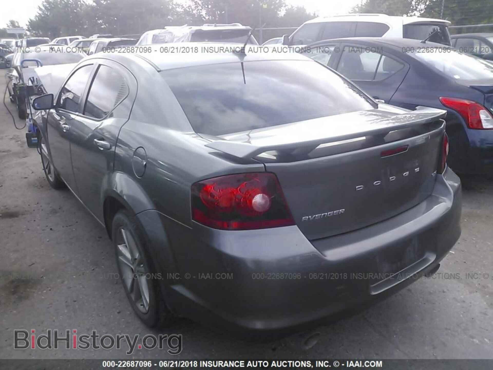 2013 Dodge Avenger - VIN: 1C3CDZCG3DN614021 - Фото 3