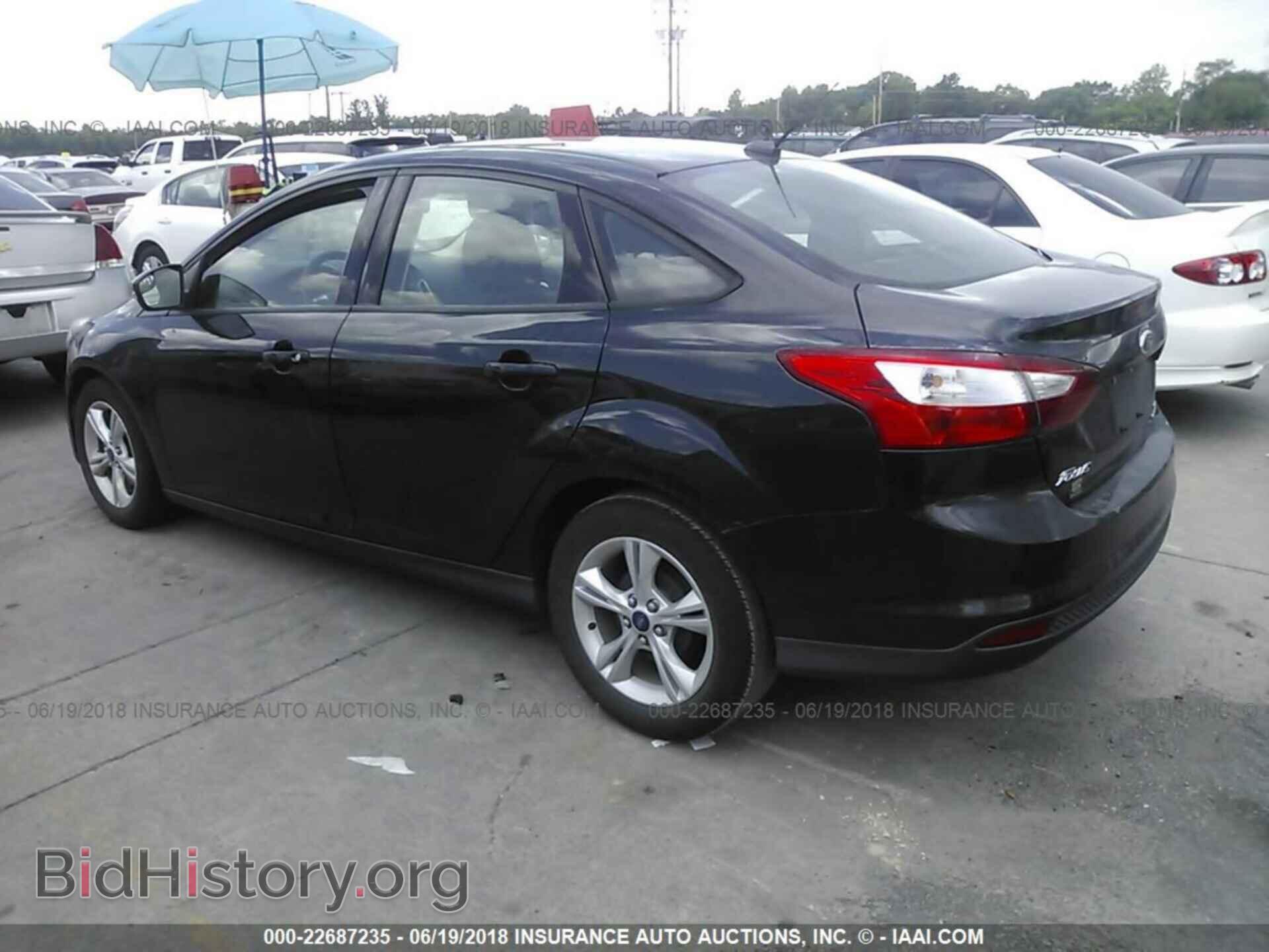 2013 Ford Focus - VIN: 1FADP3F26DL216534 - Photo 3