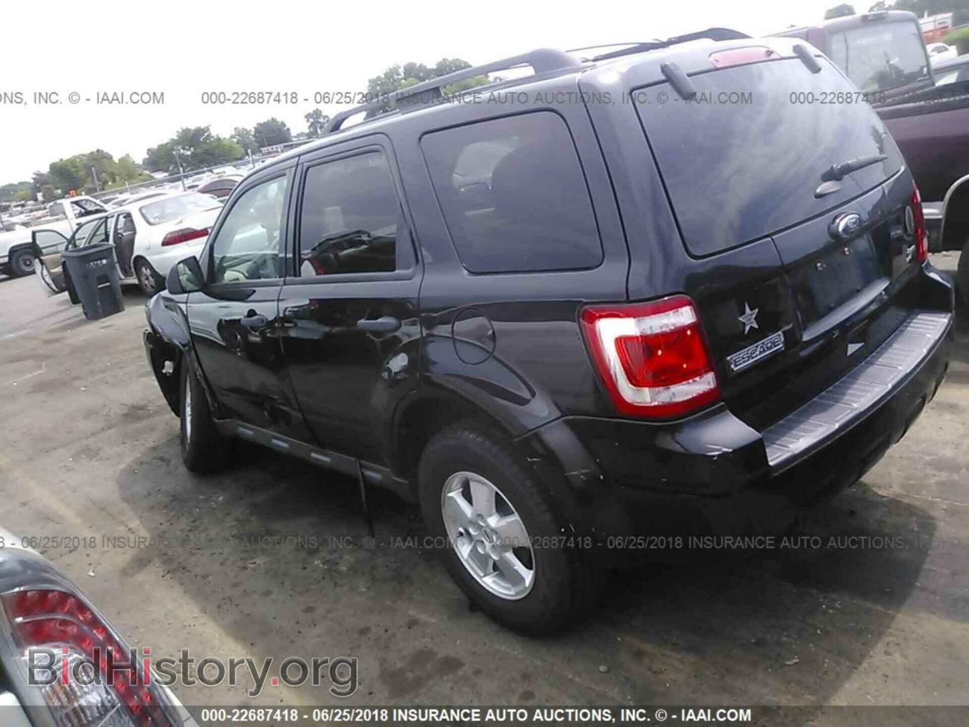 2012 Ford Escape - VIN: 1FMCU0DG3CKA87762 - Фото 3