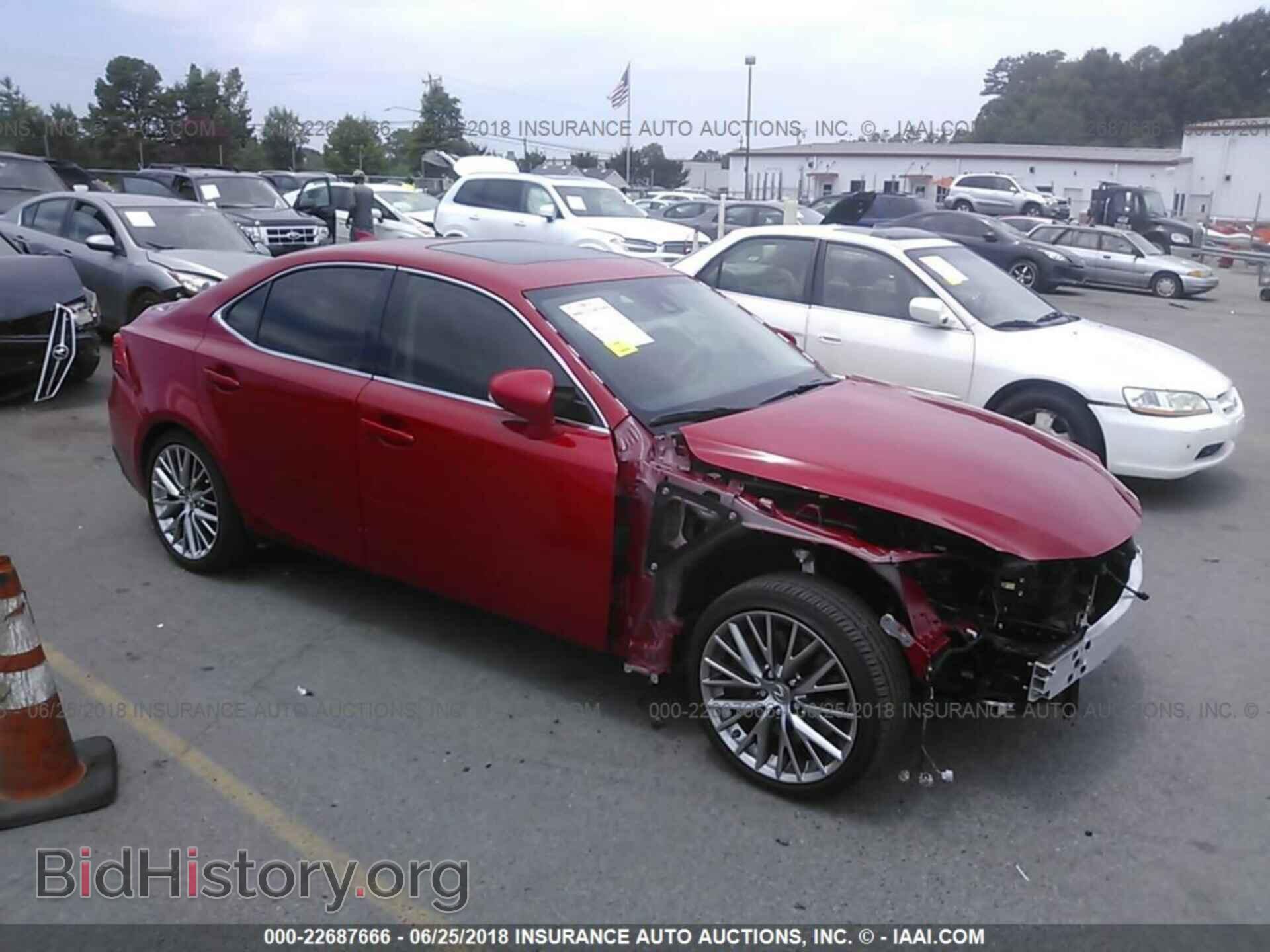 Photo JTHBA1D21H5040432 - Lexus Is 2017
