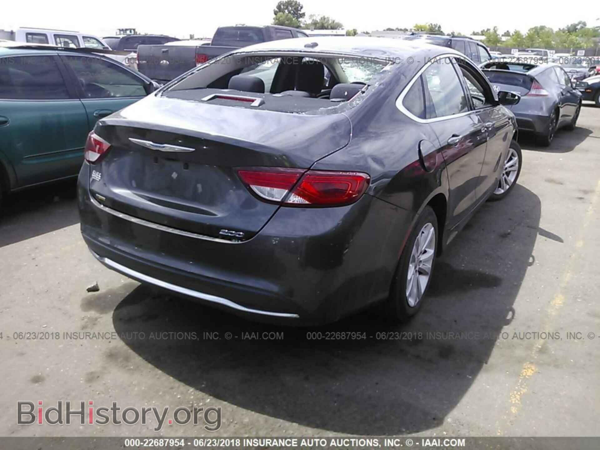 2016 Chrysler 200 - VIN: 1C3CCCAB9GN126512 - Фото 4