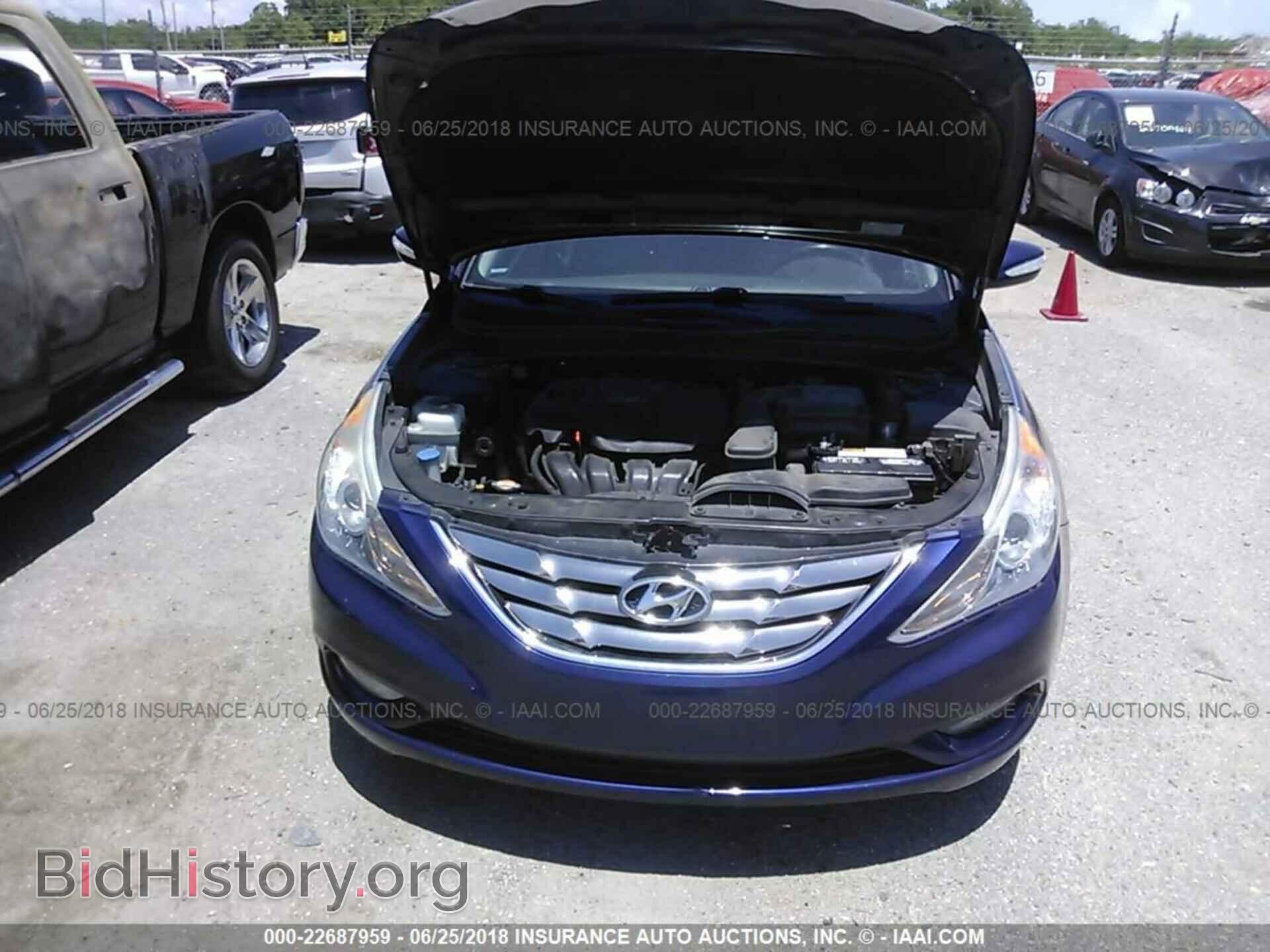 2012 Hyundai Sonata - VIN: 5NPEC4AC3CH441271 - Photo 10