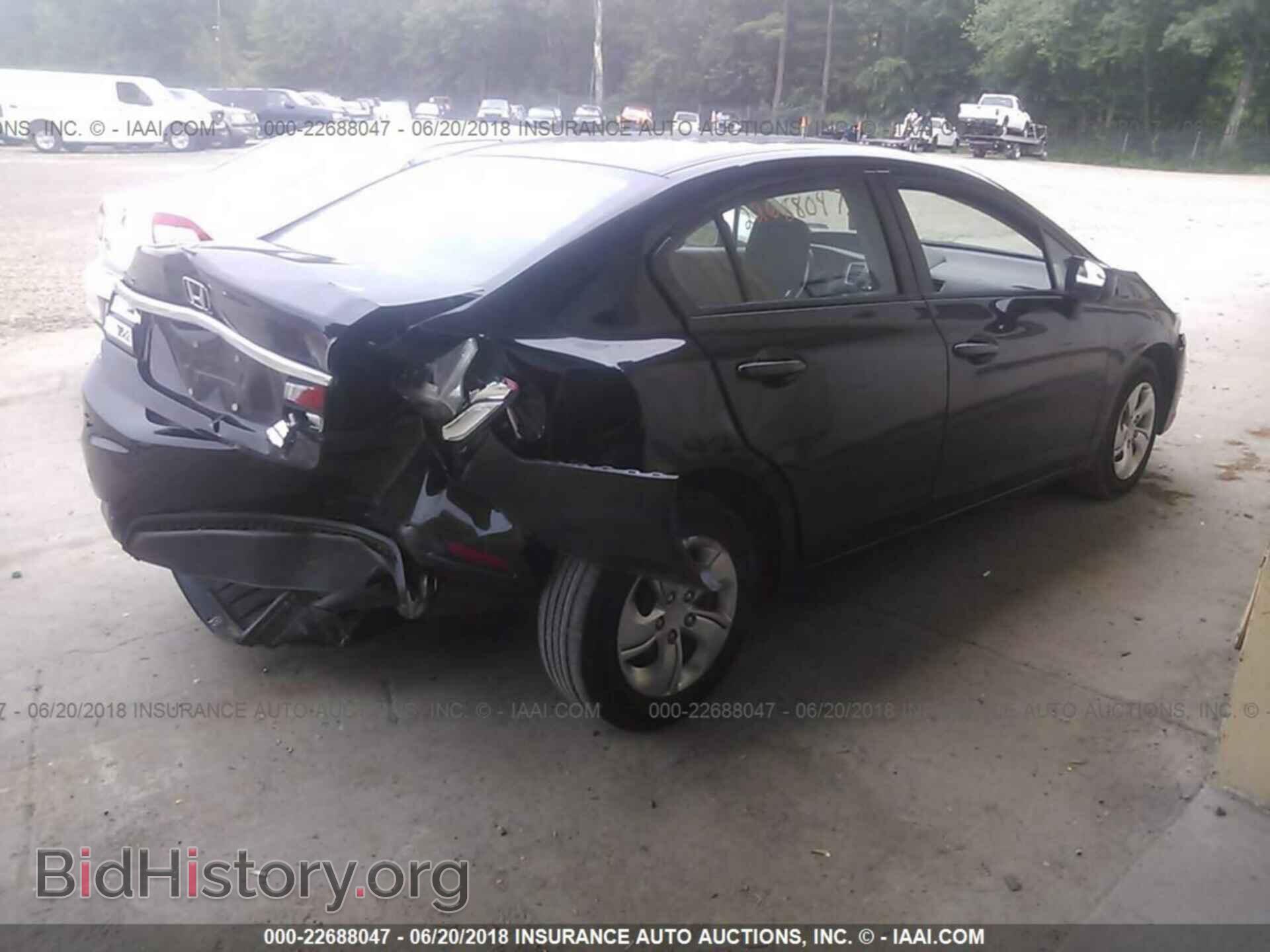 2014 Honda Civic - VIN: 19XFB2E5XEE059415 - Photo 4