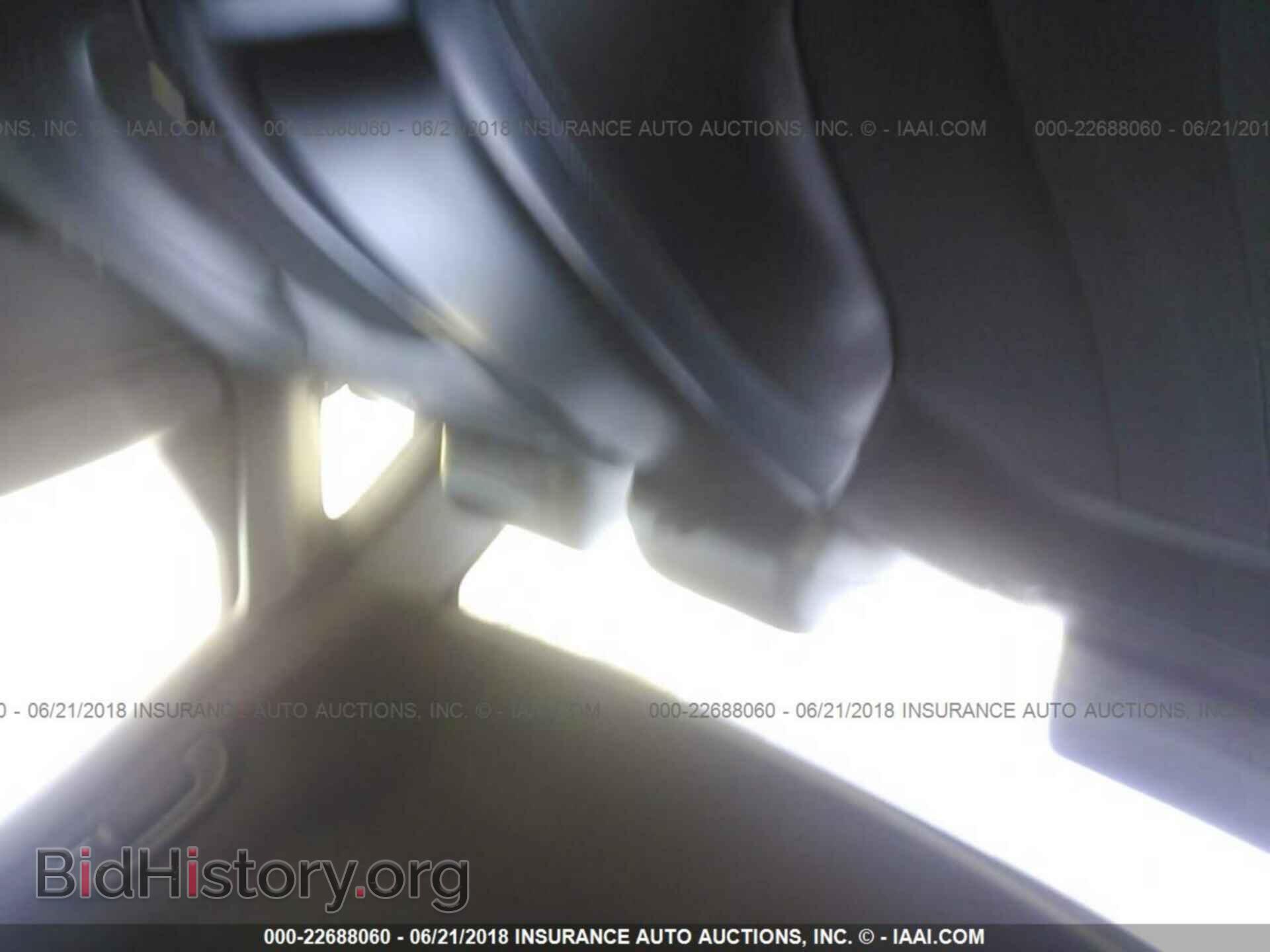2015 Chrysler 200 - VIN: 1C3CCCBG6FN757176 - Photo 5