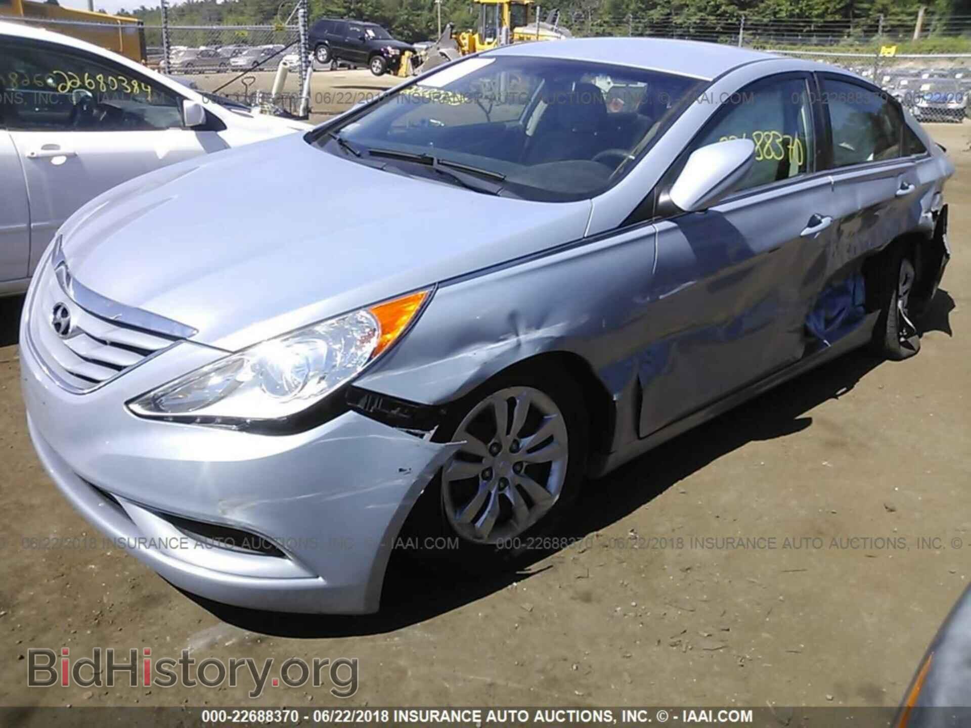 2012 Hyundai Sonata - VIN: 5NPEB4AC5CH309356 - Фото 2