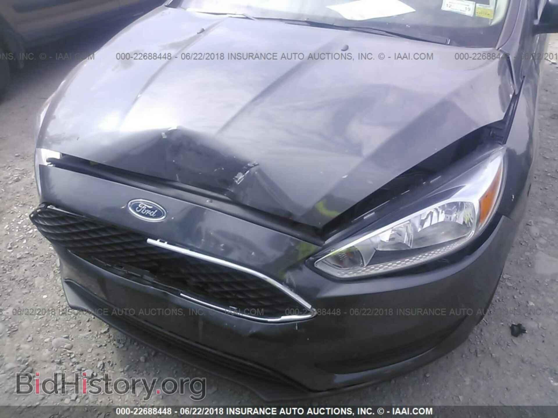 2016 Ford Focus - VIN: 1FADP3F28GL217513 - Photo 6