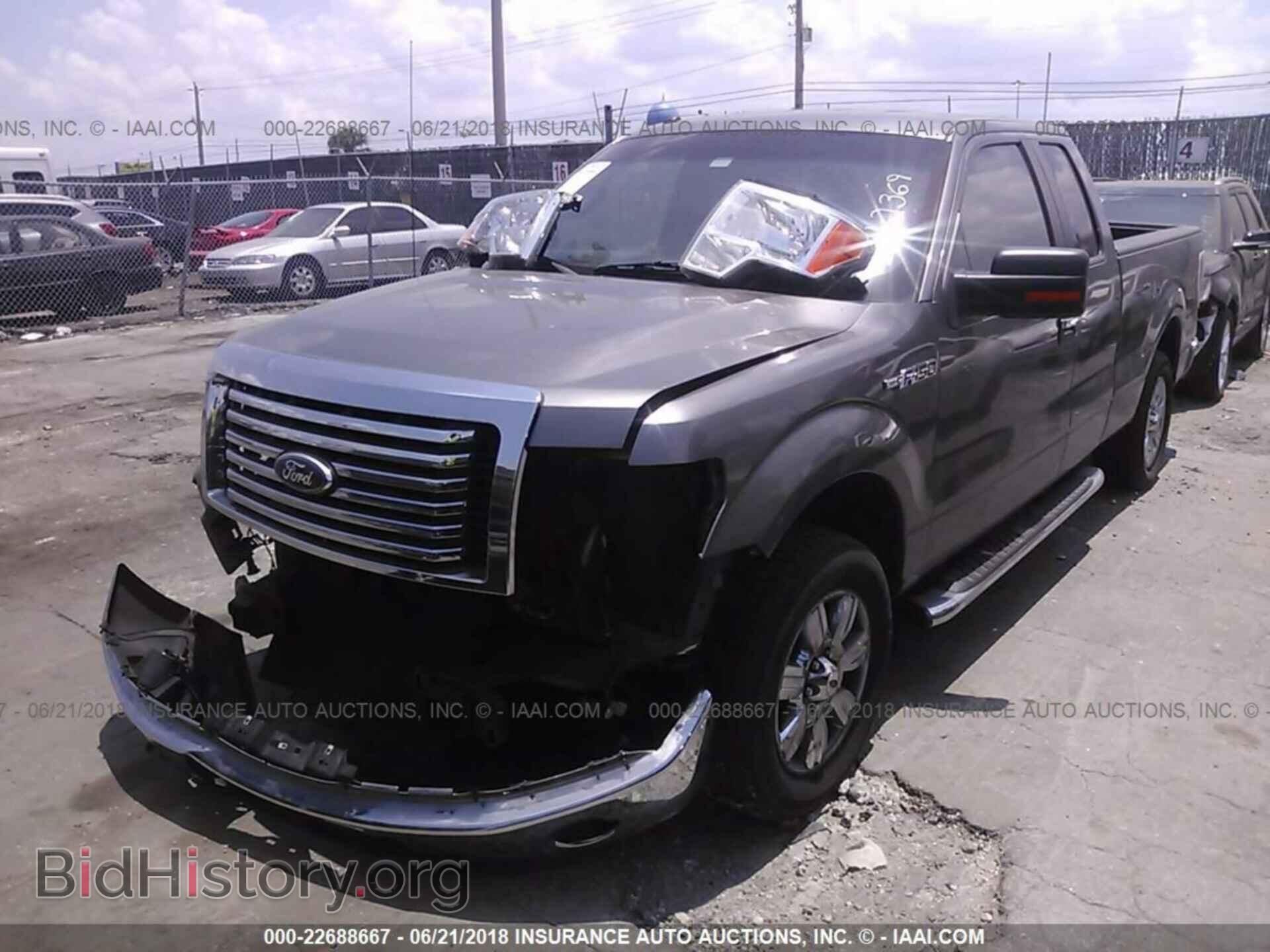 2011 Ford F150 - VIN: 1FTFX1CF8BFD42369 - Photo 2