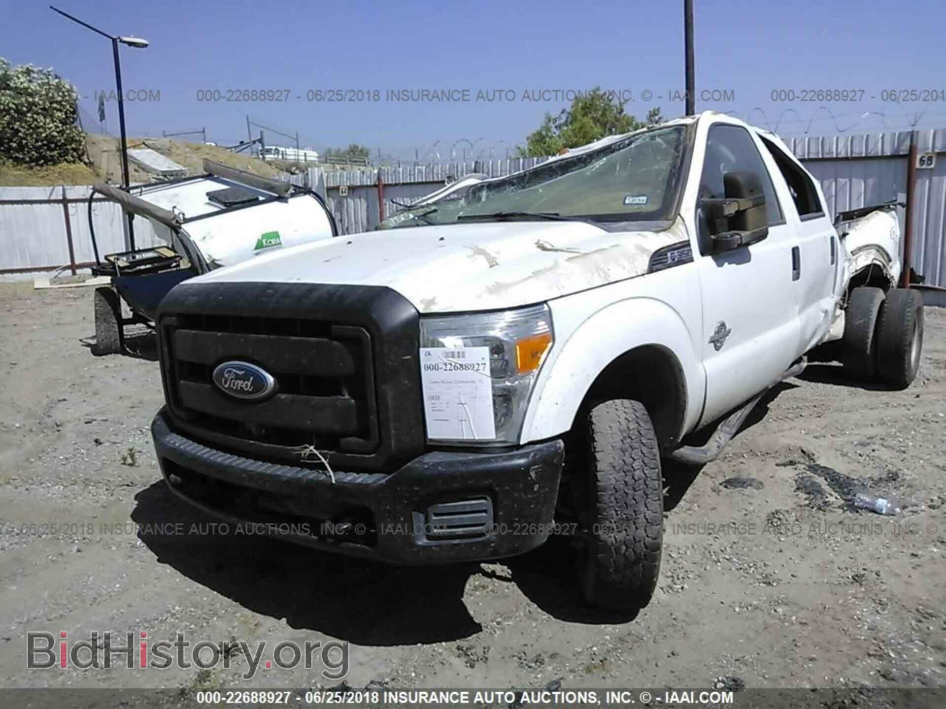 2012 Ford F350 - VIN: 1FT8W3DT1CEA12690 - Фото 2
