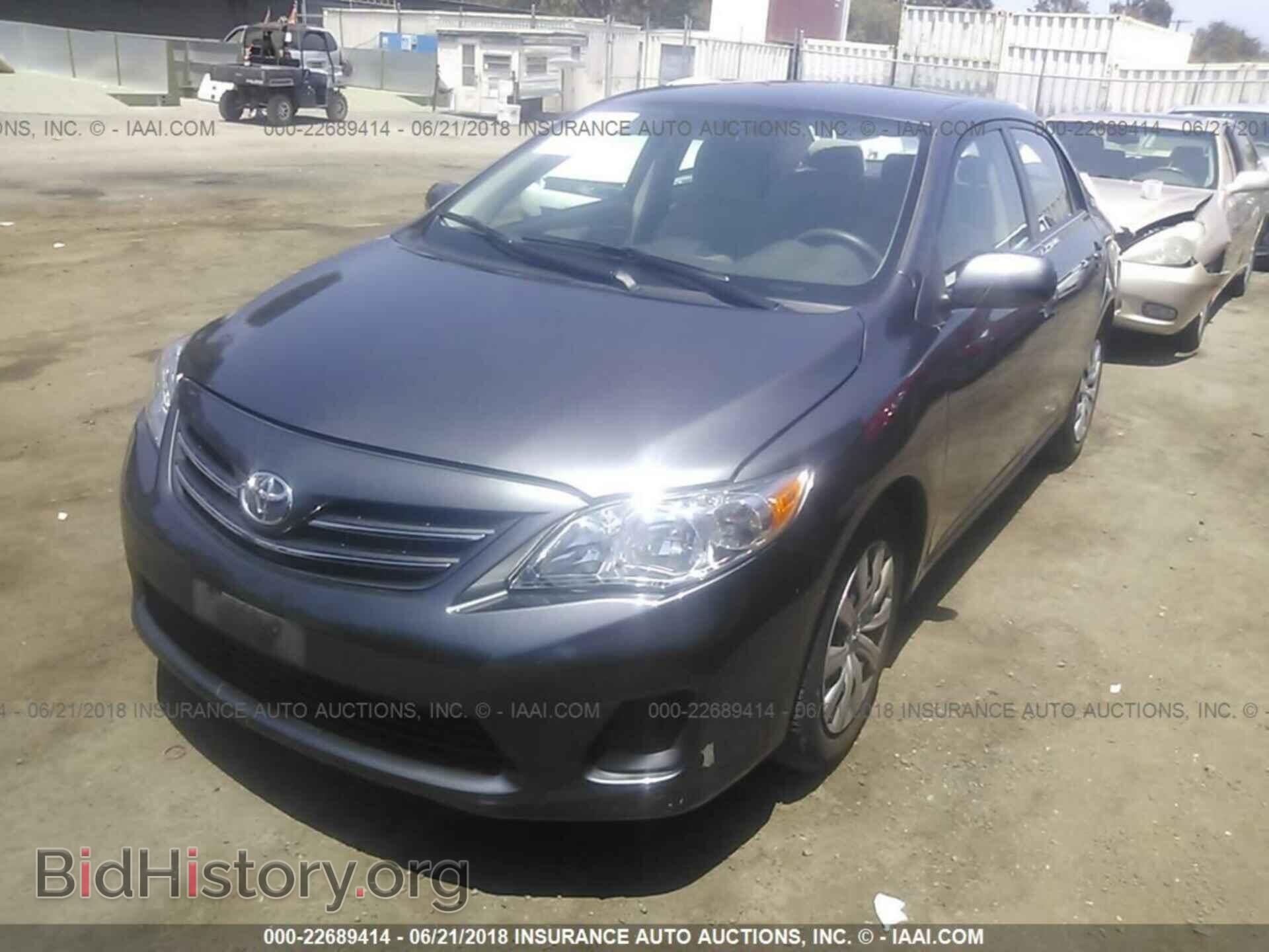 2013 Toyota Corolla - VIN: 5YFBU4EEXDP145390 - Фото 2