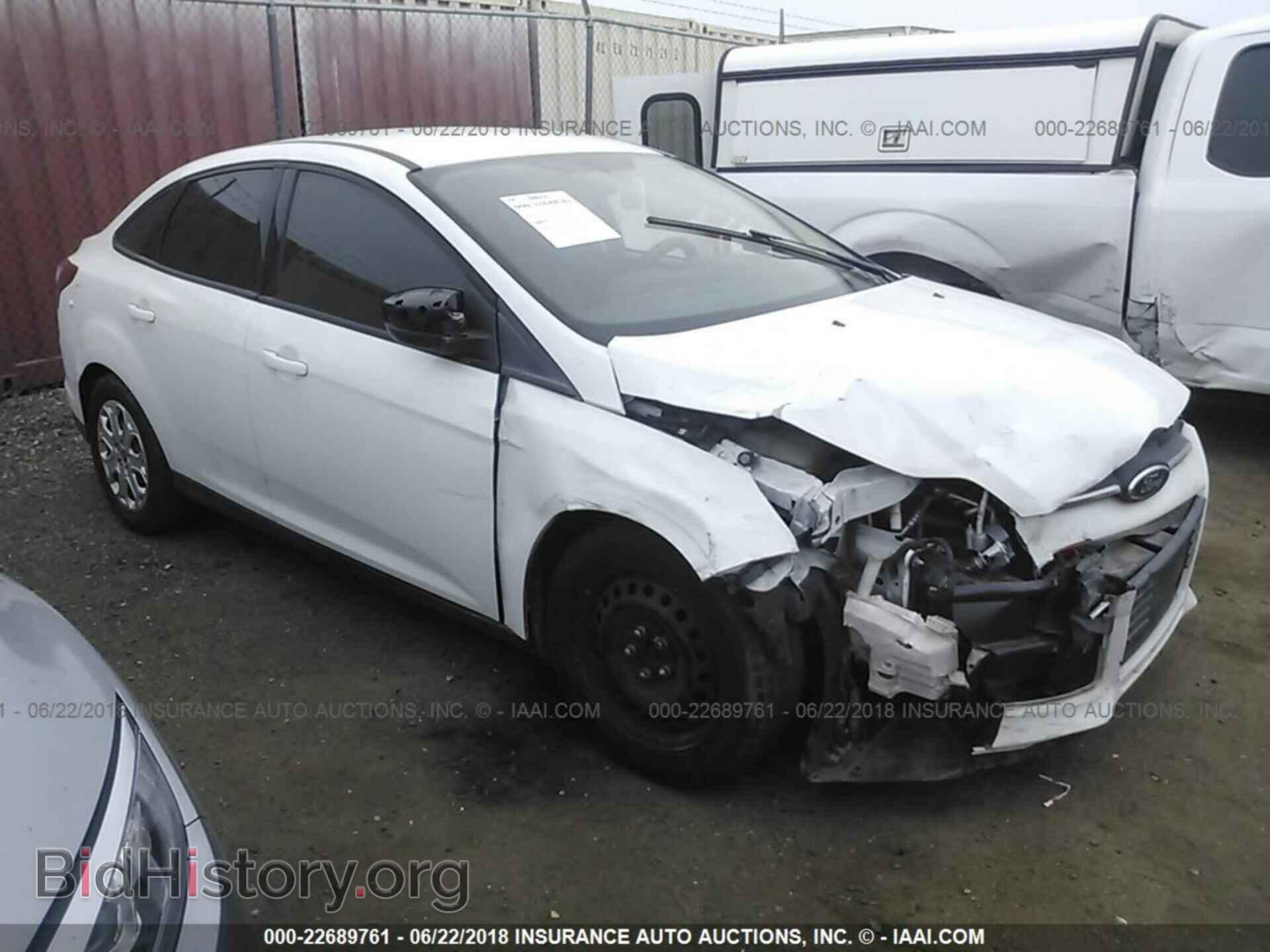 Фотография 1FAHP3F22CL108556 - Ford Focus 2012