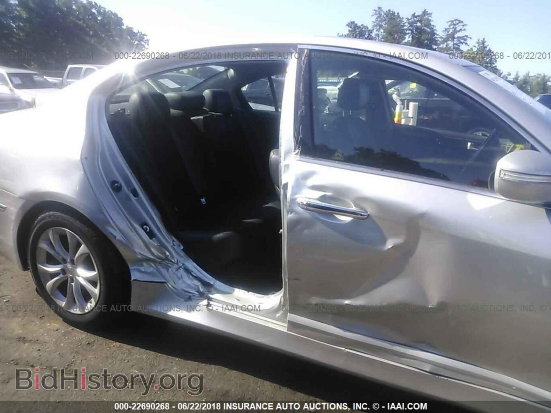 2013 Hyundai Genesis - VIN: KMHGC4DDXDU243545 - Фото 6