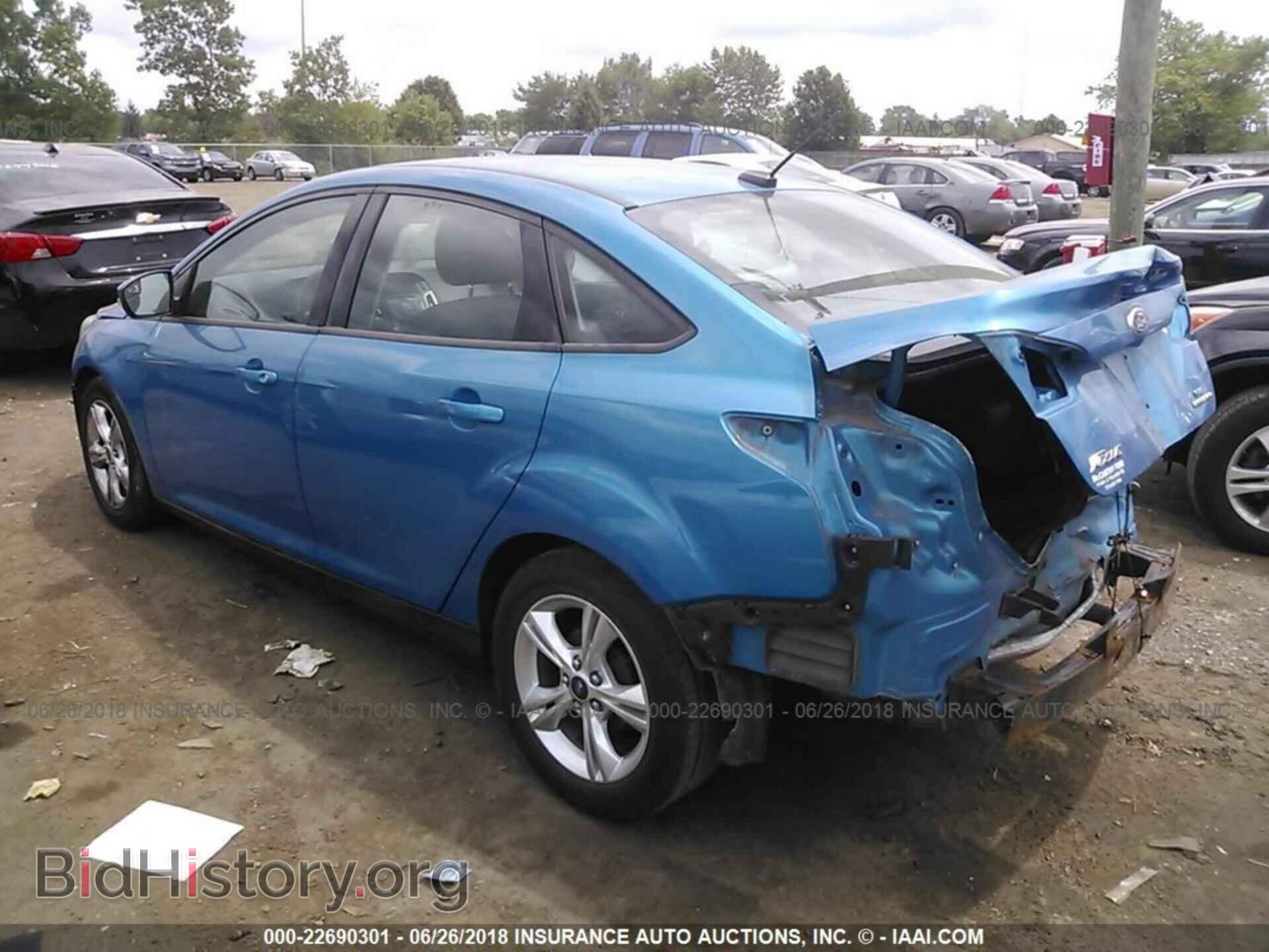 2013 Ford Focus - VIN: 1FADP3F28DL241645 - Photo 3