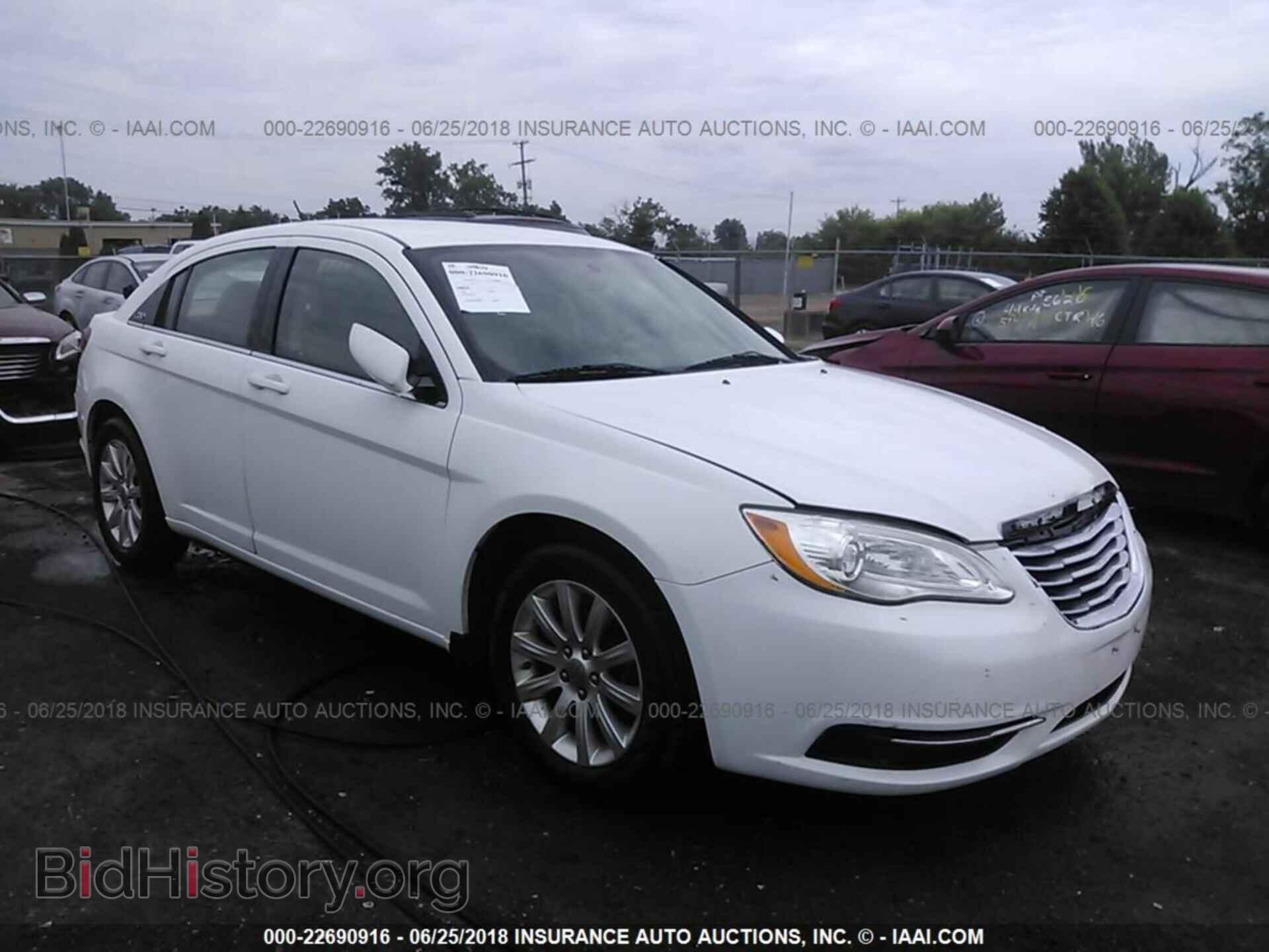 Фотография 1C3CCBBBXCN206078 - Chrysler 200 2012