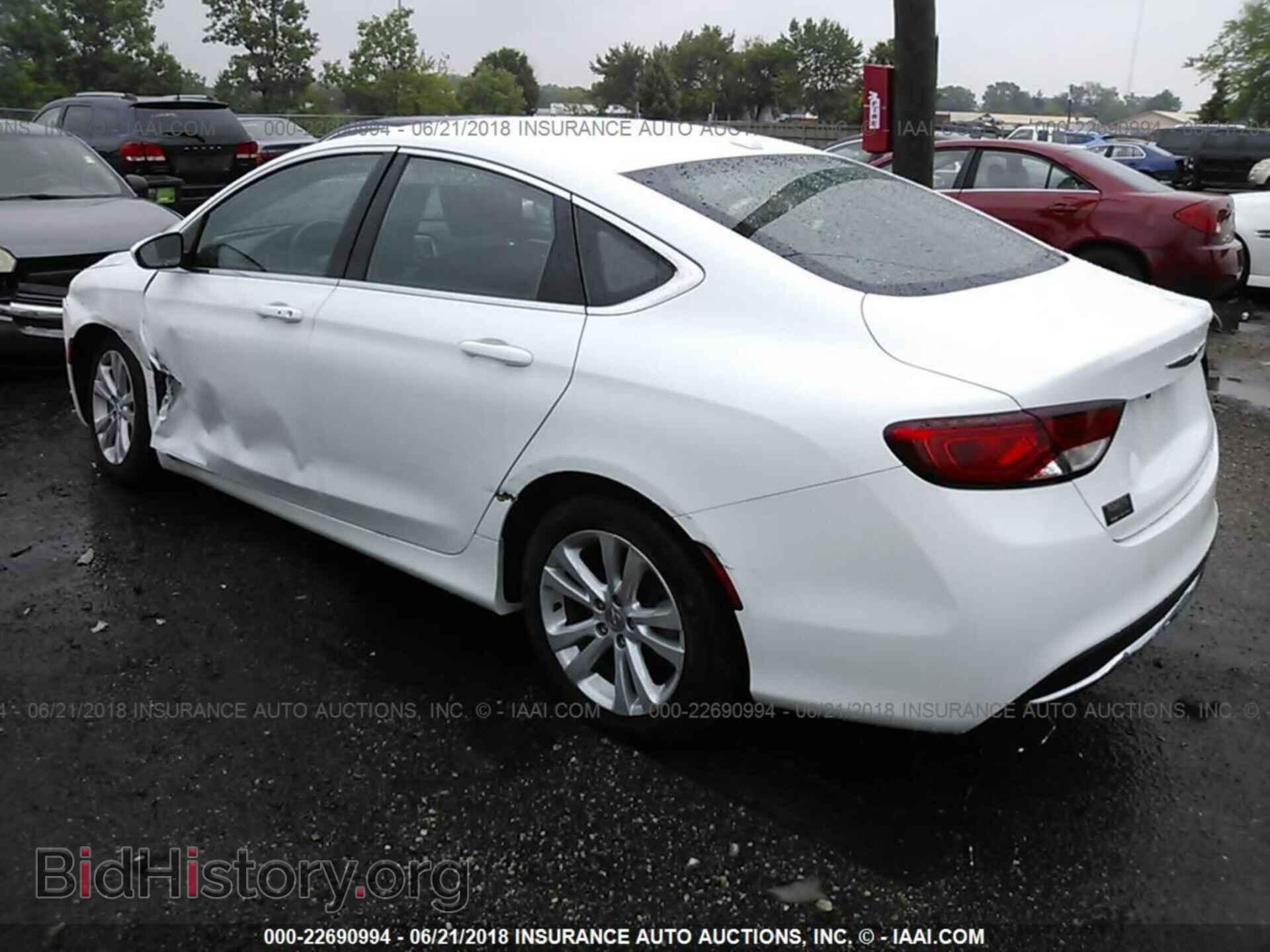 2015 Chrysler 200 - VIN: 1C3CCCAB6FN758575 - Фото 3