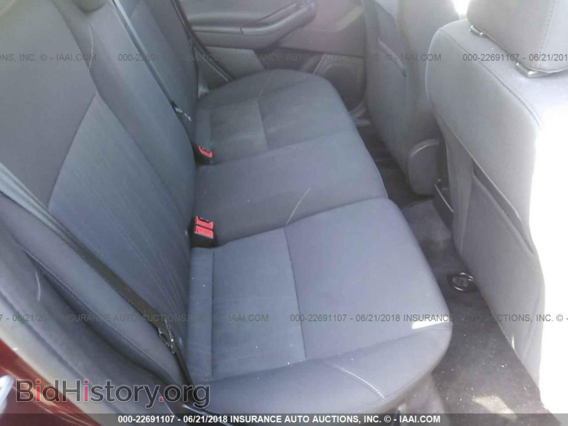2016 Ford Focus - VIN: 1FADP3K2XGL241981 - Photo 8